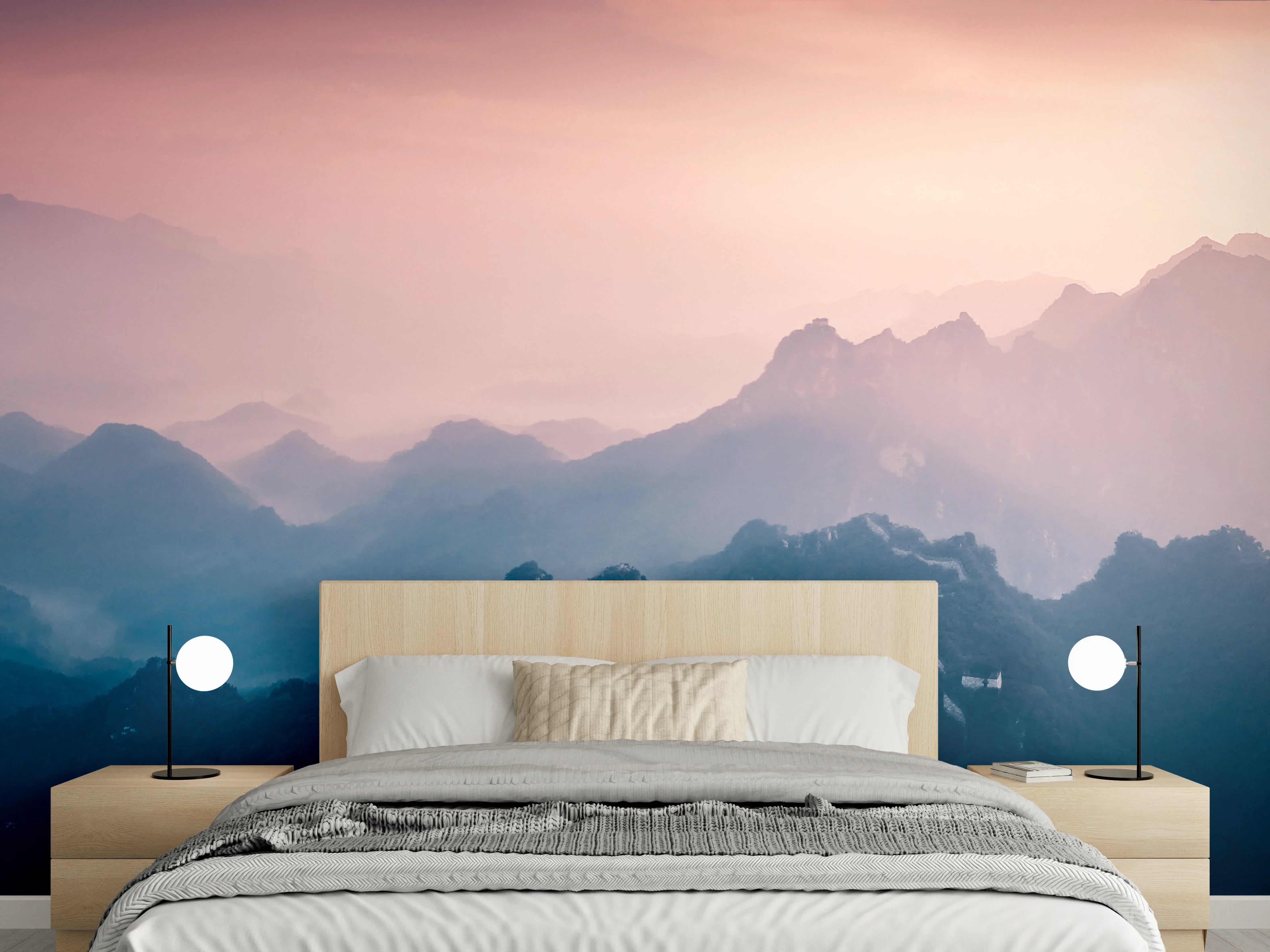 Wandverkleidung Schlafzimmer - Mystische Berglandschaft im Morgenlicht