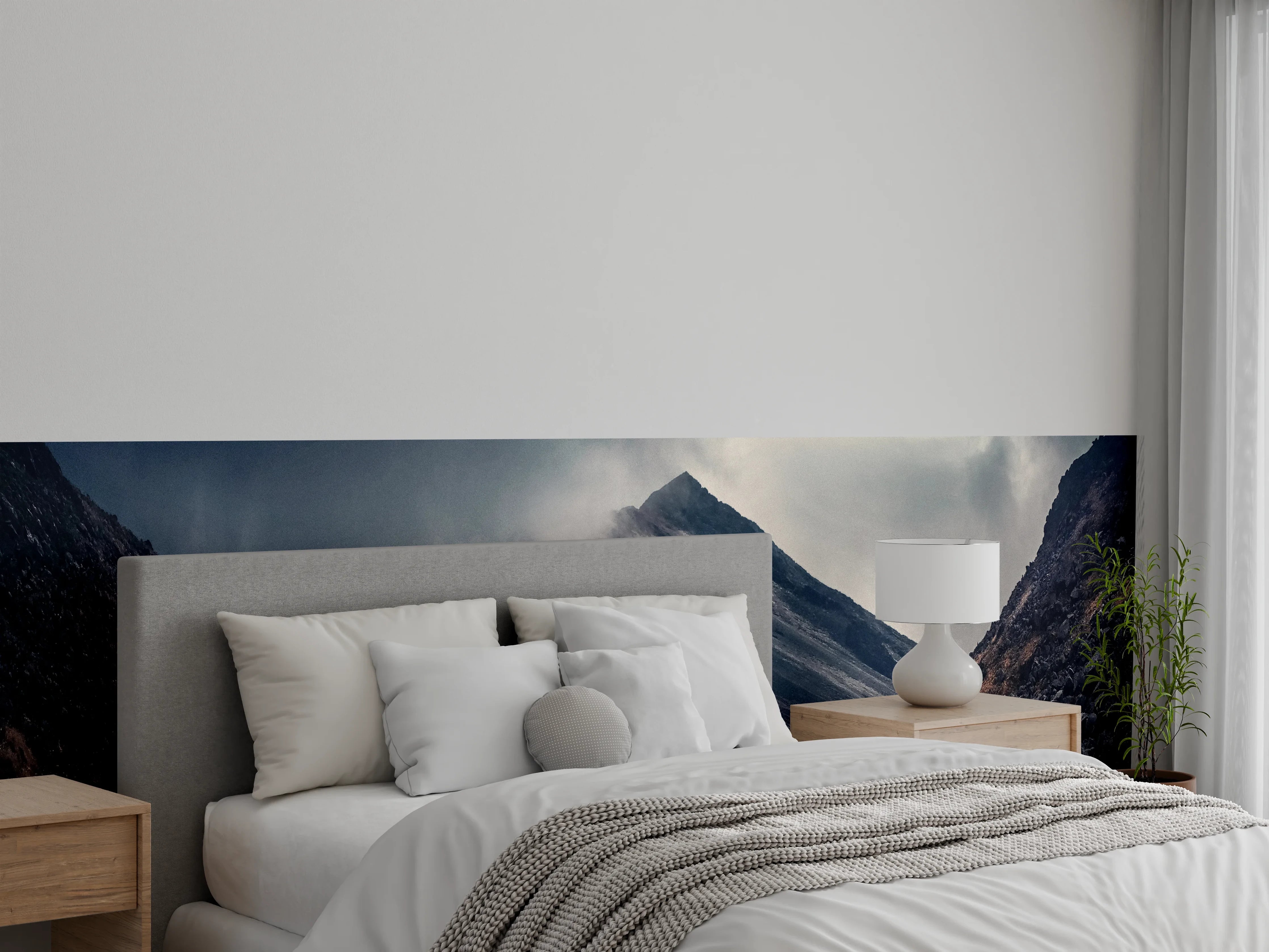 Wandverkleidung Schlafzimmer - Mystische Gebirgslandschaft im Nebel