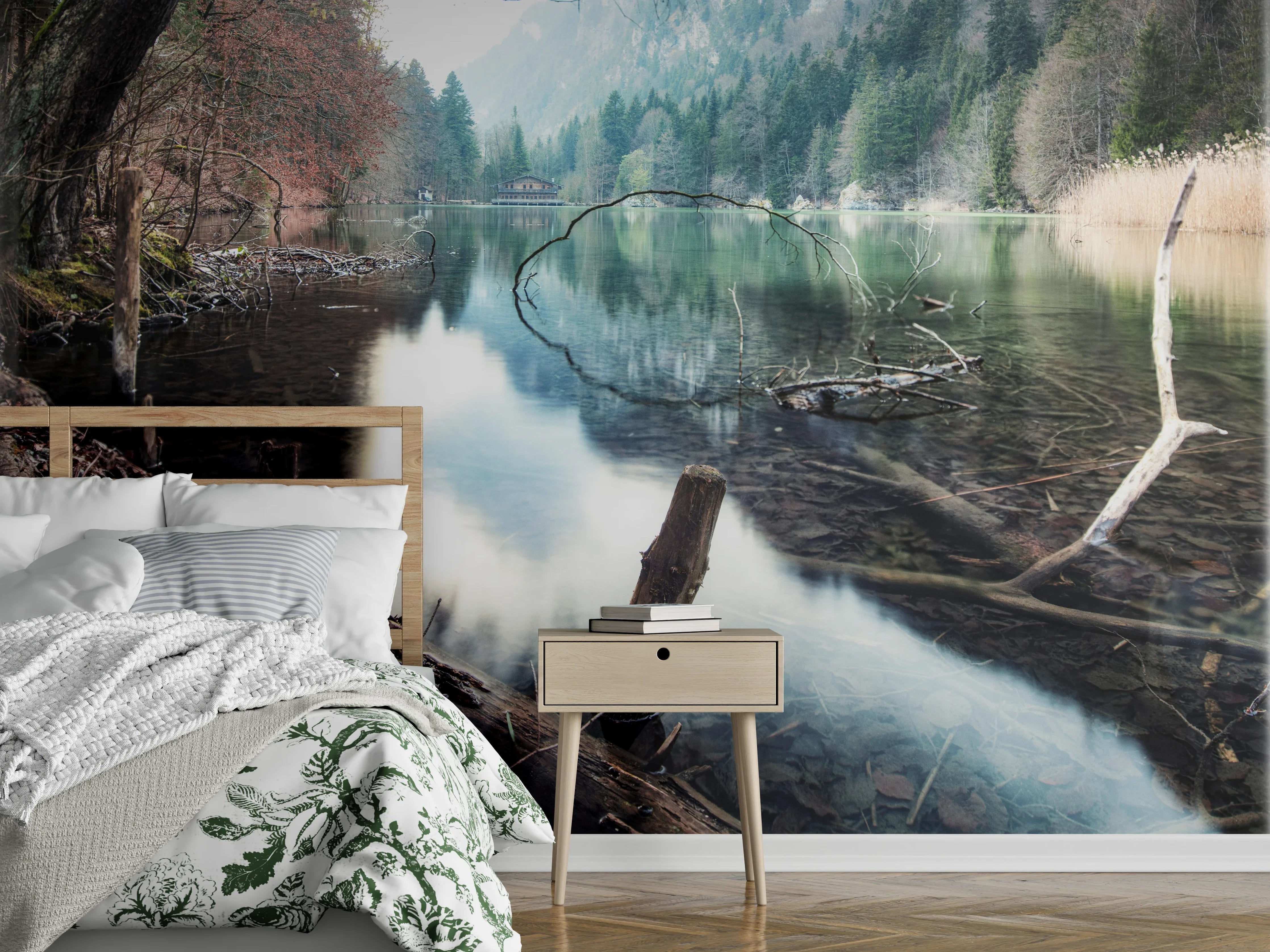 Wandverkleidung Schlafzimmer - Nebelschimmer über silbernen Tannen