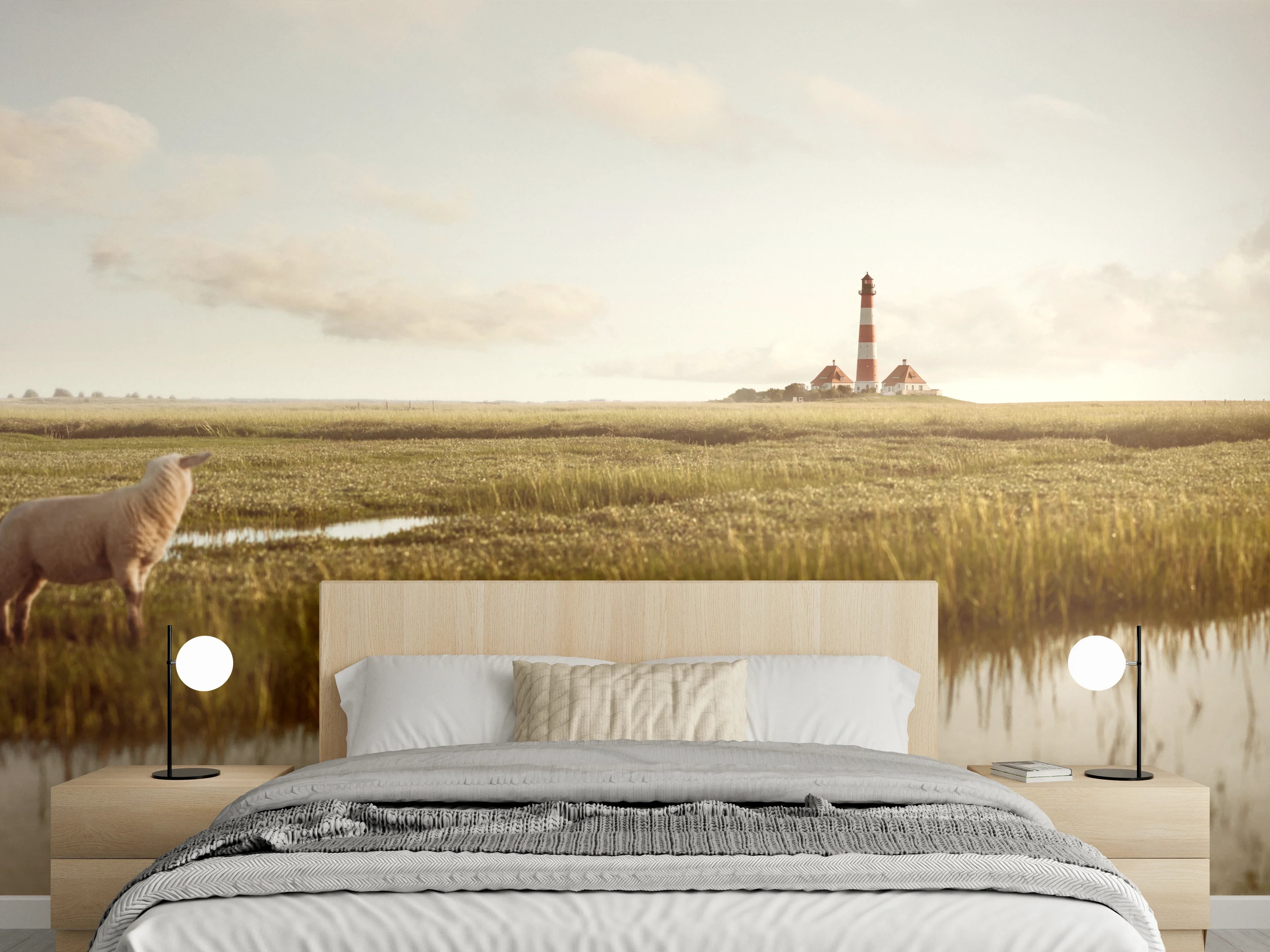 Wandverkleidung Schlafzimmer - Nordsee Leuchtturm mit Schafen Panorama