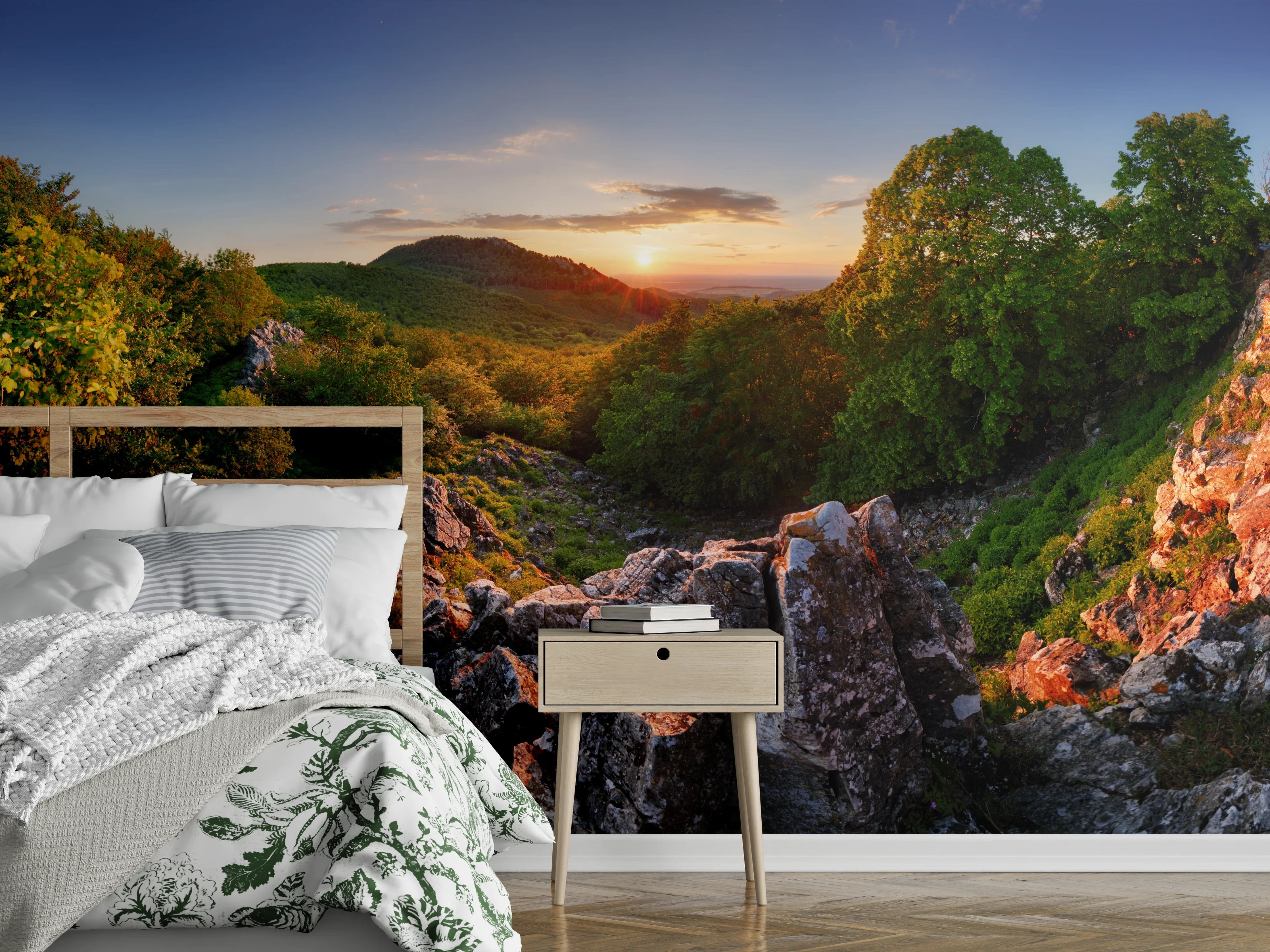 Wandverkleidung Schlafzimmer - Panorama-Waldlandschaft im Sonnenuntergang