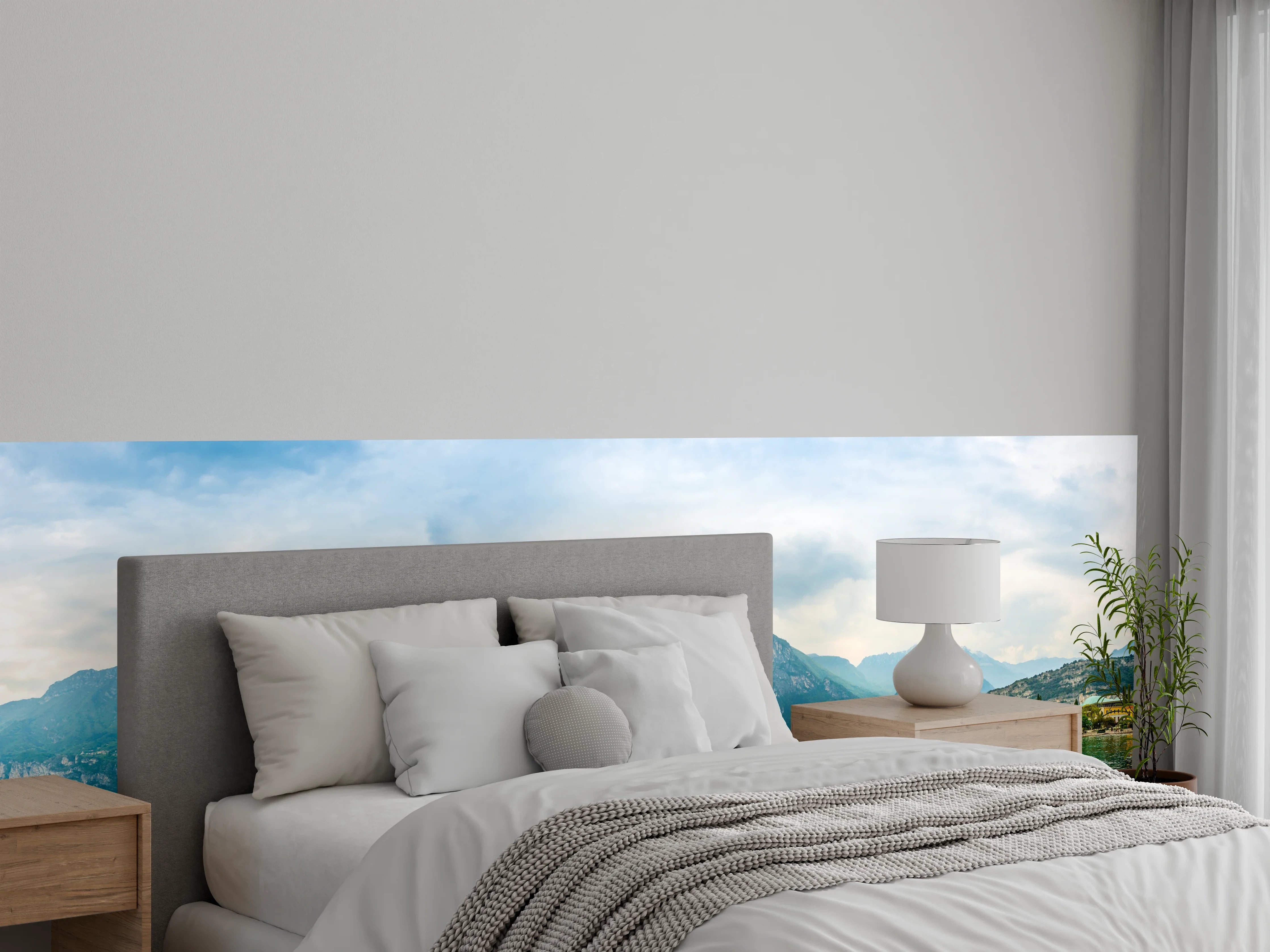 Wandverkleidung Schlafzimmer - Panoramablick Gardasee und Berge