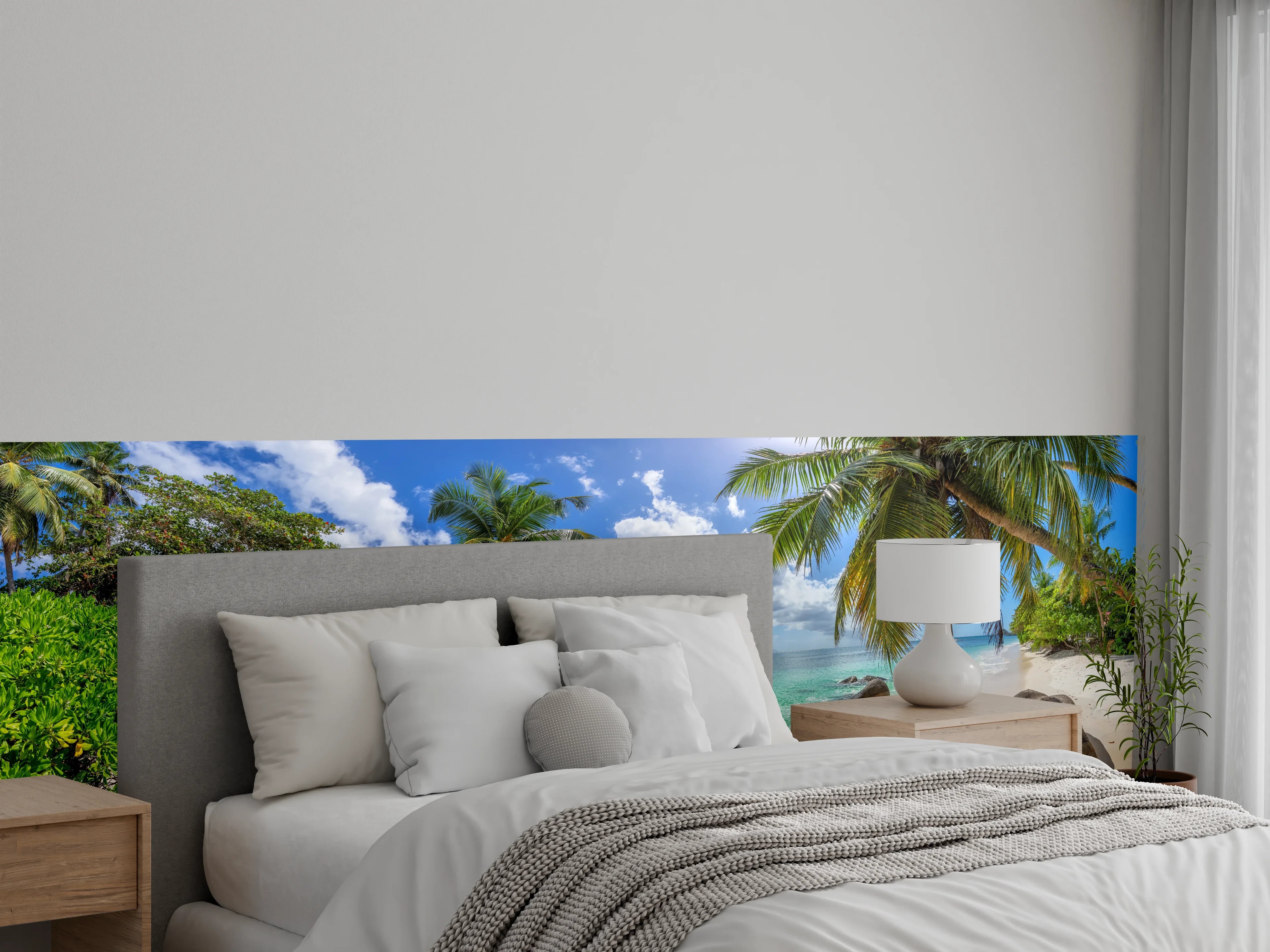 Wandverkleidung Schlafzimmer - Paradiesischer Palmenstrand mit türkisblauem Meer