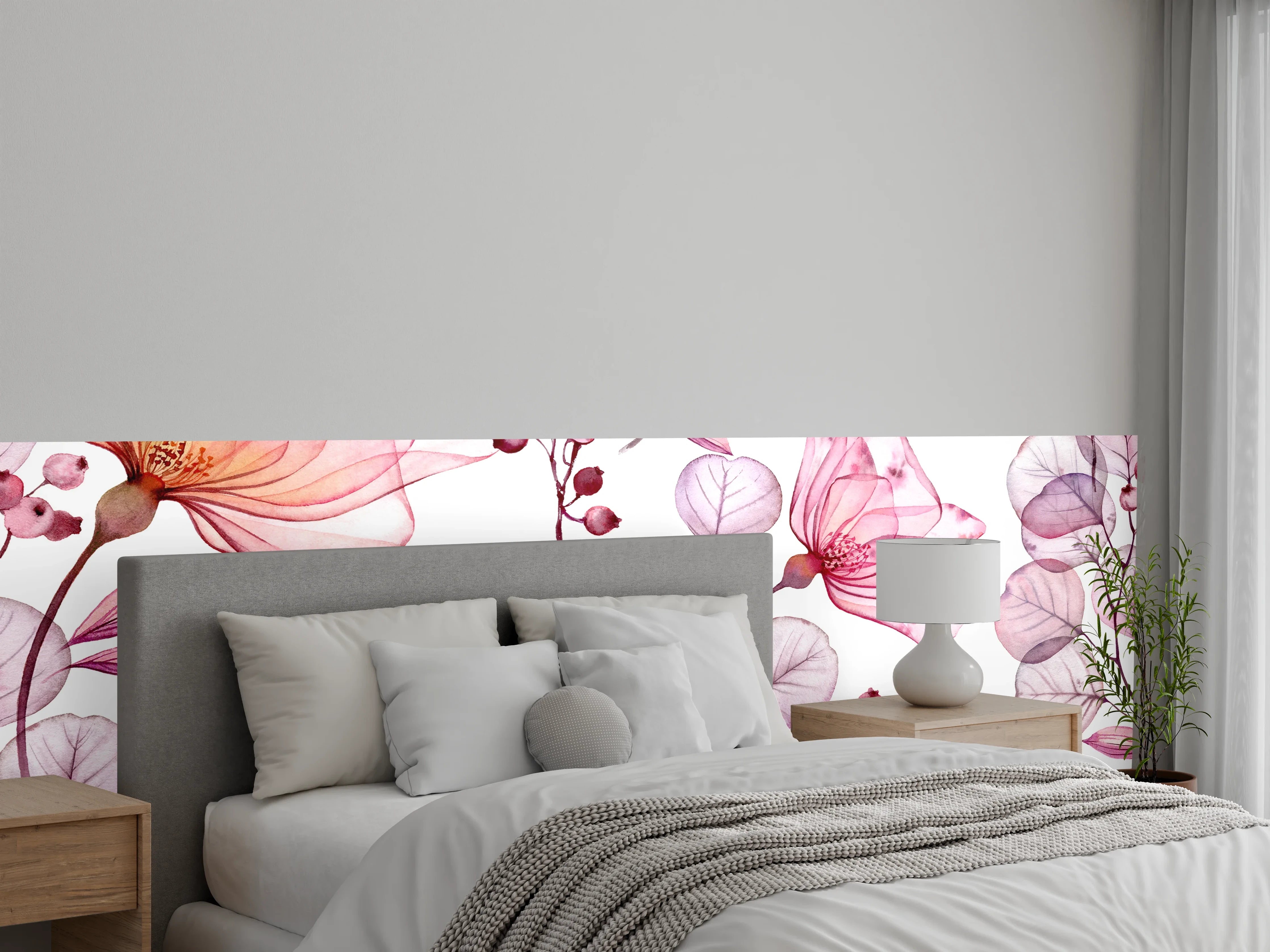 Wandverkleidung Schlafzimmer - Pastellrosafarbene Blüten mit Grauschimmer