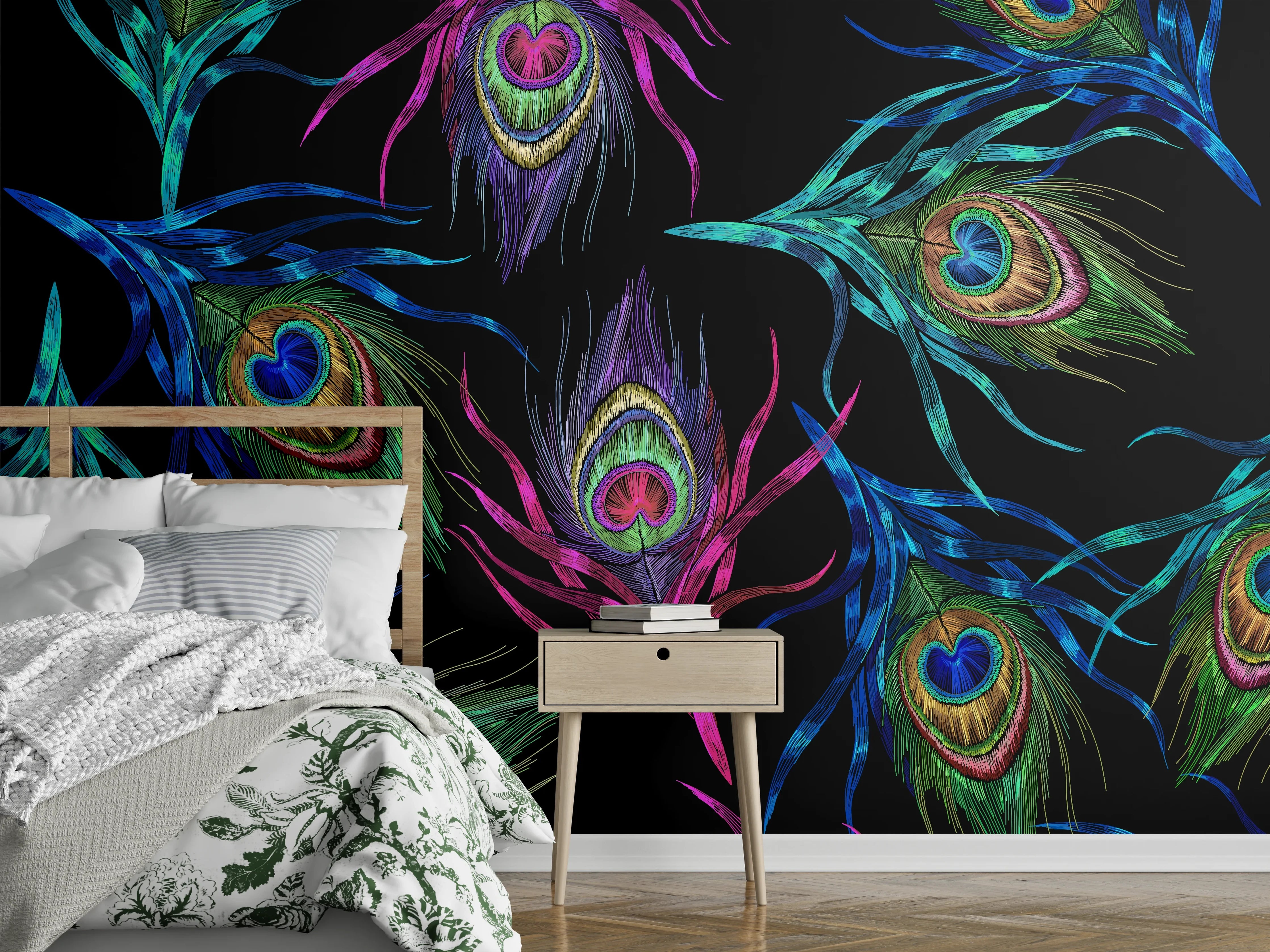 Wandverkleidung Schlafzimmer - Pfauenfeder Muster bunt Schwarz