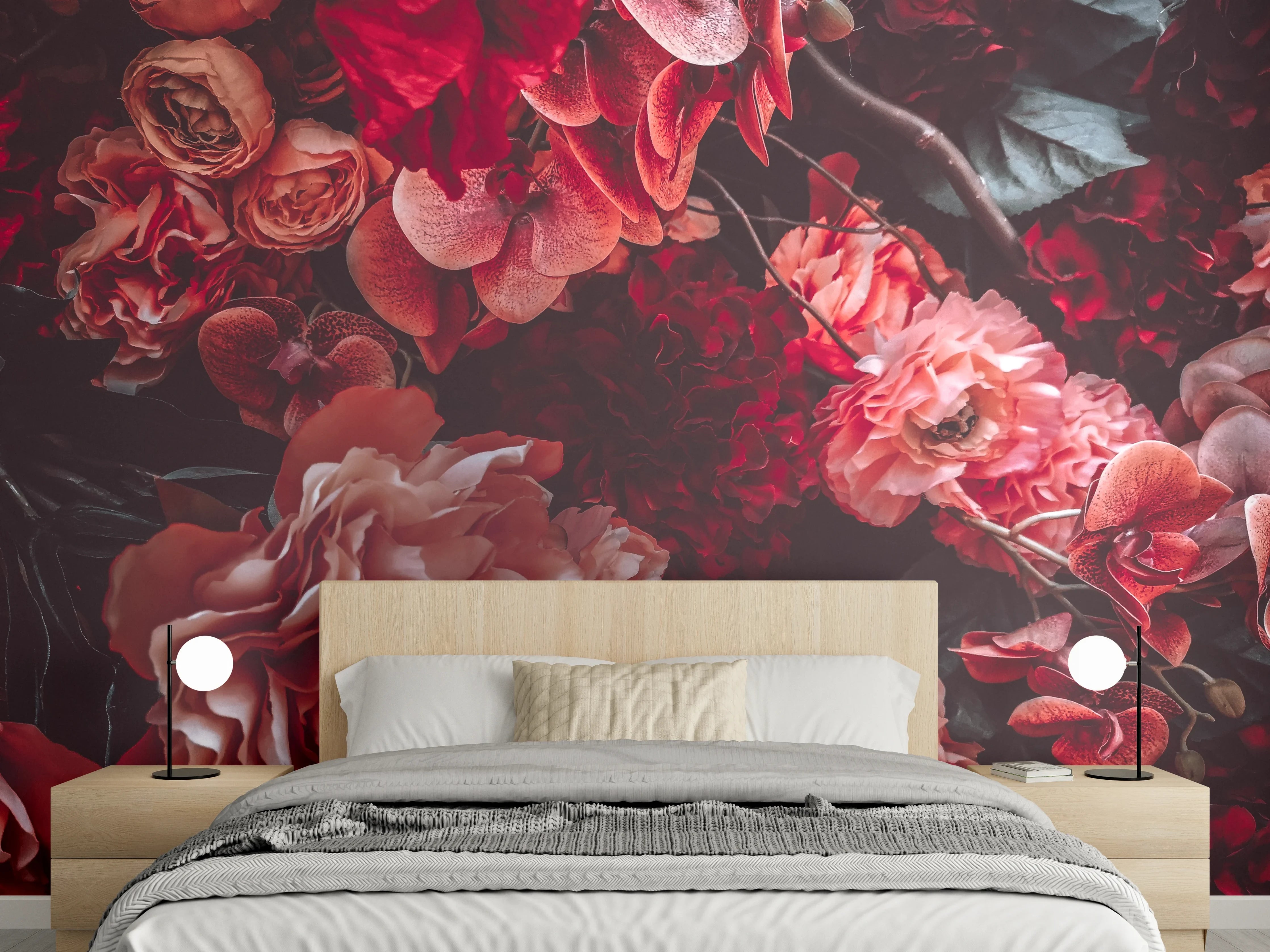 Wandverkleidung Schlafzimmer - Romantische Blumenpracht in Rosa & Rot