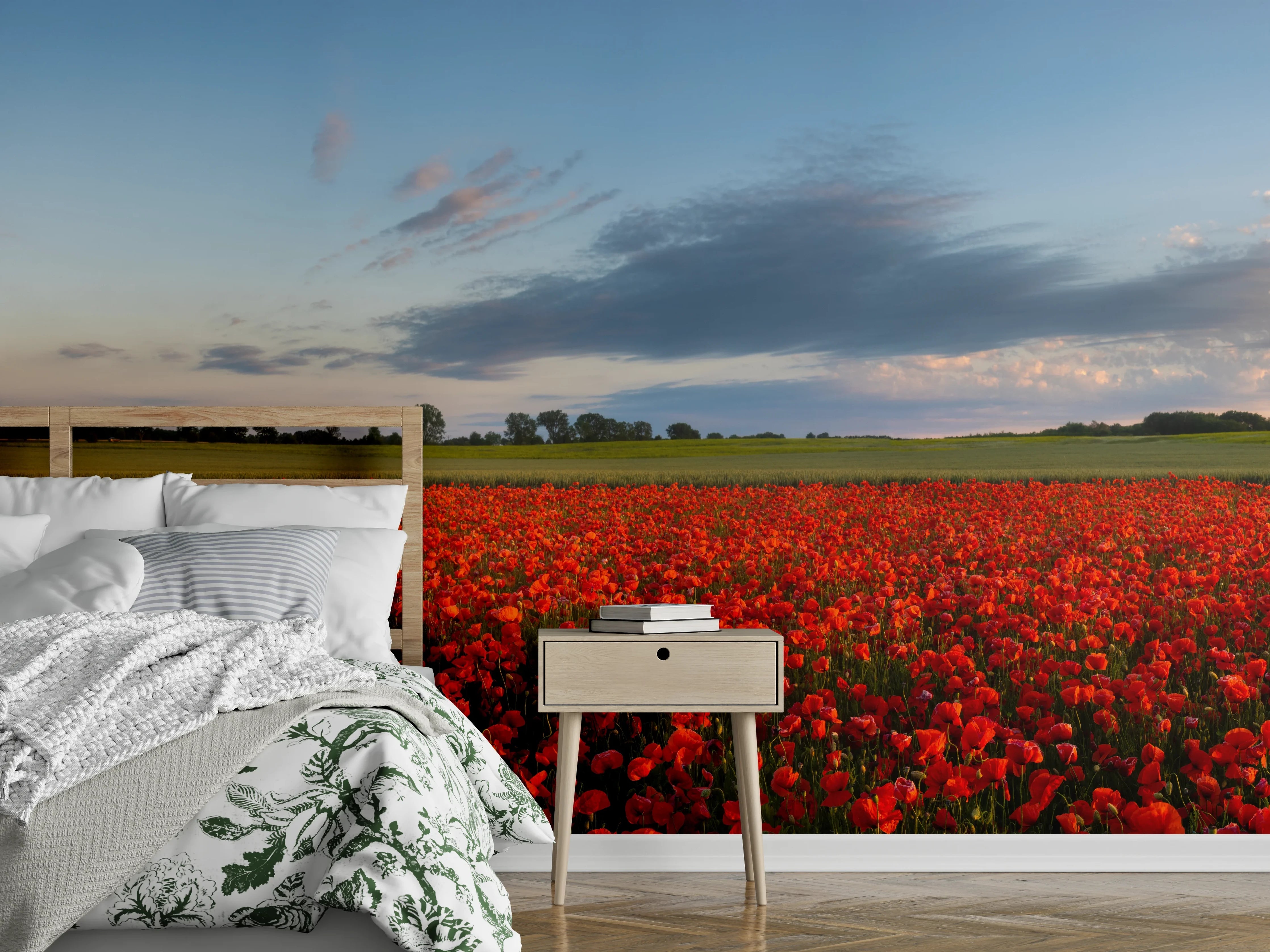 Wandverkleidung Schlafzimmer - Rotes Mohnfeld unter blauem Himmel