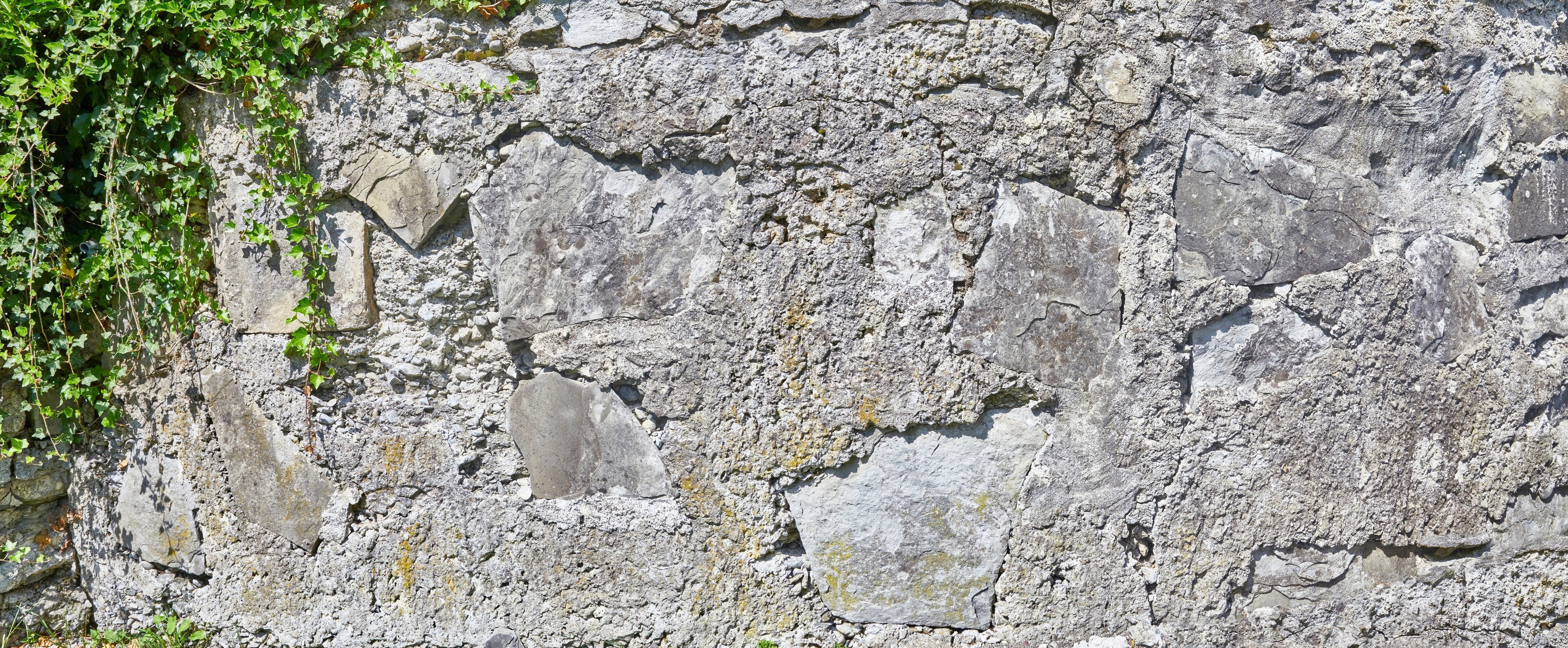Wandverkleidung Schlafzimmer-Rustikale Schiefermauer