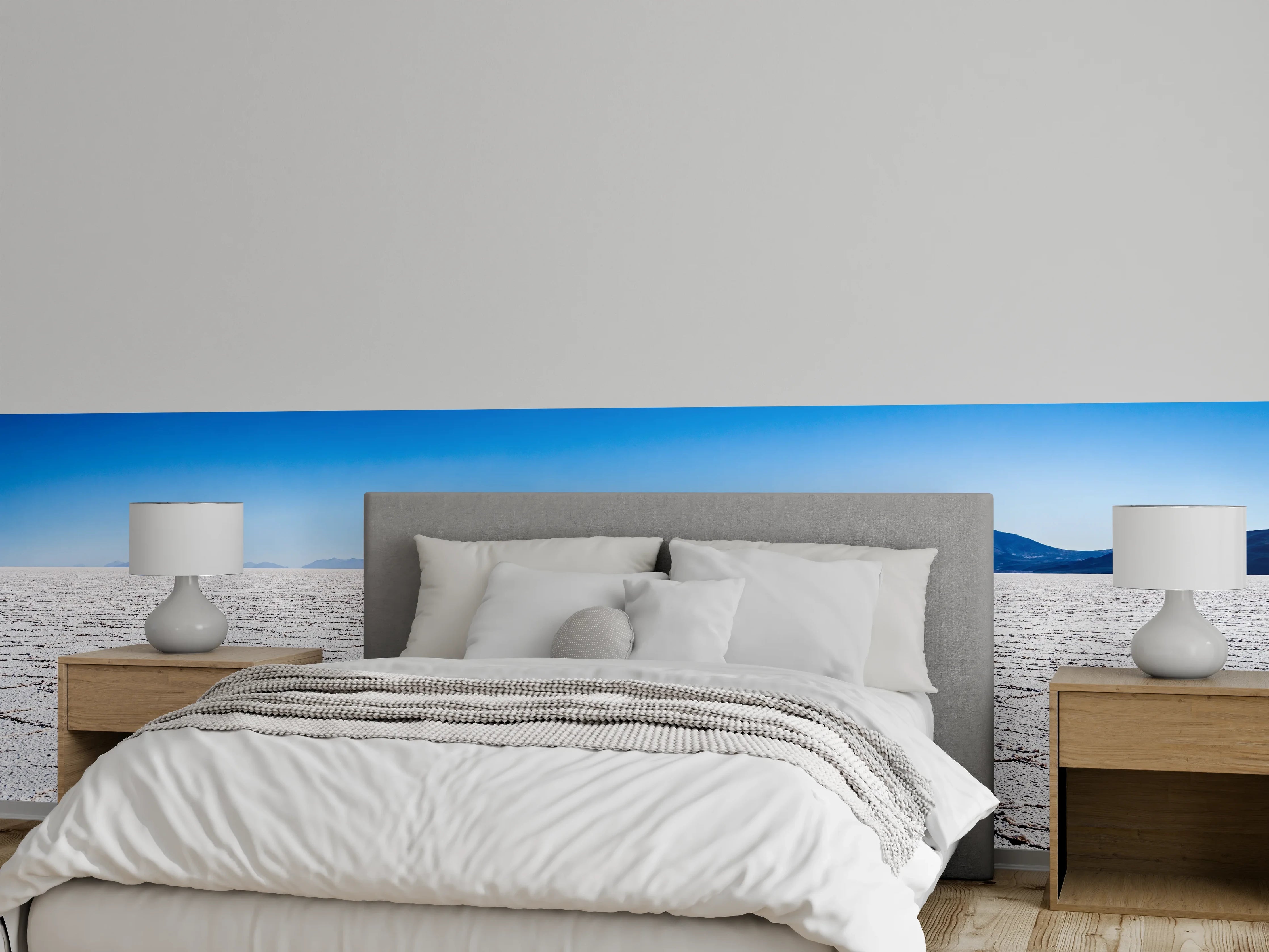Wandverkleidung Schlafzimmer - Salzsee Panorama mit Bergen, Weiß-Blau