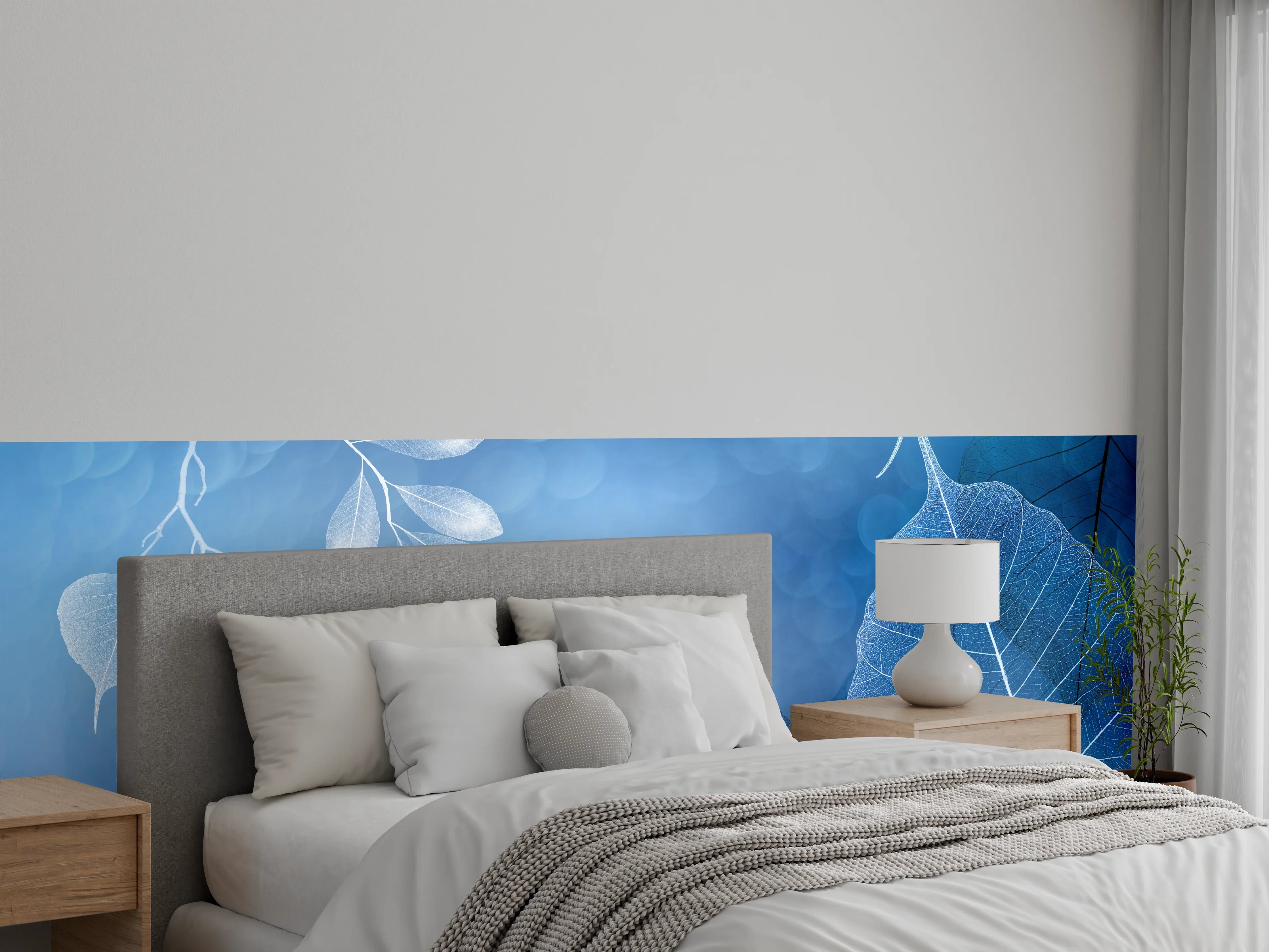 Wandverkleidung Schlafzimmer - Sanfte Blätter in Blau und Weiß