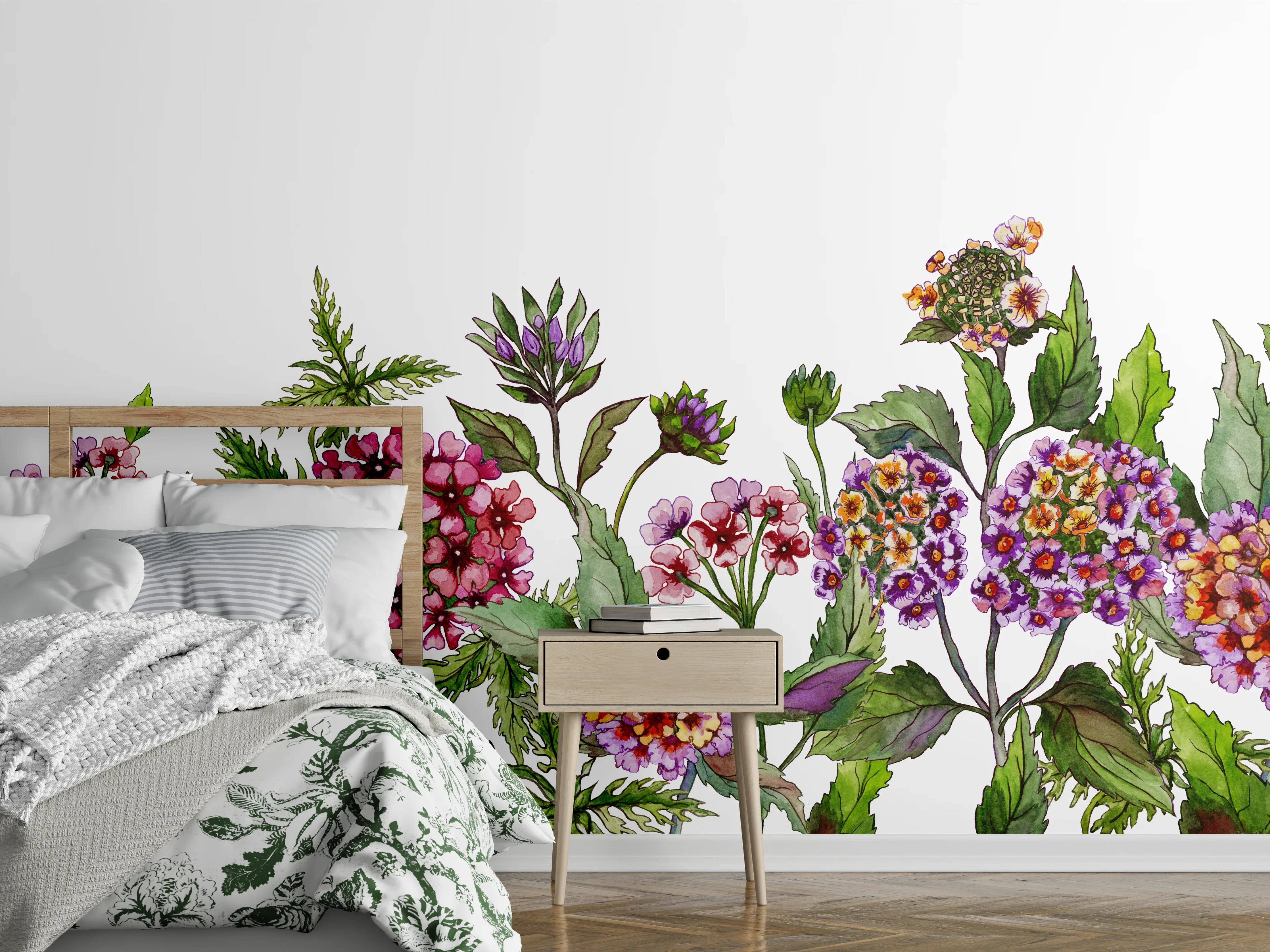 Wandverkleidung Schlafzimmer - Schöne Lantana-Blüten mit grünem Blätter