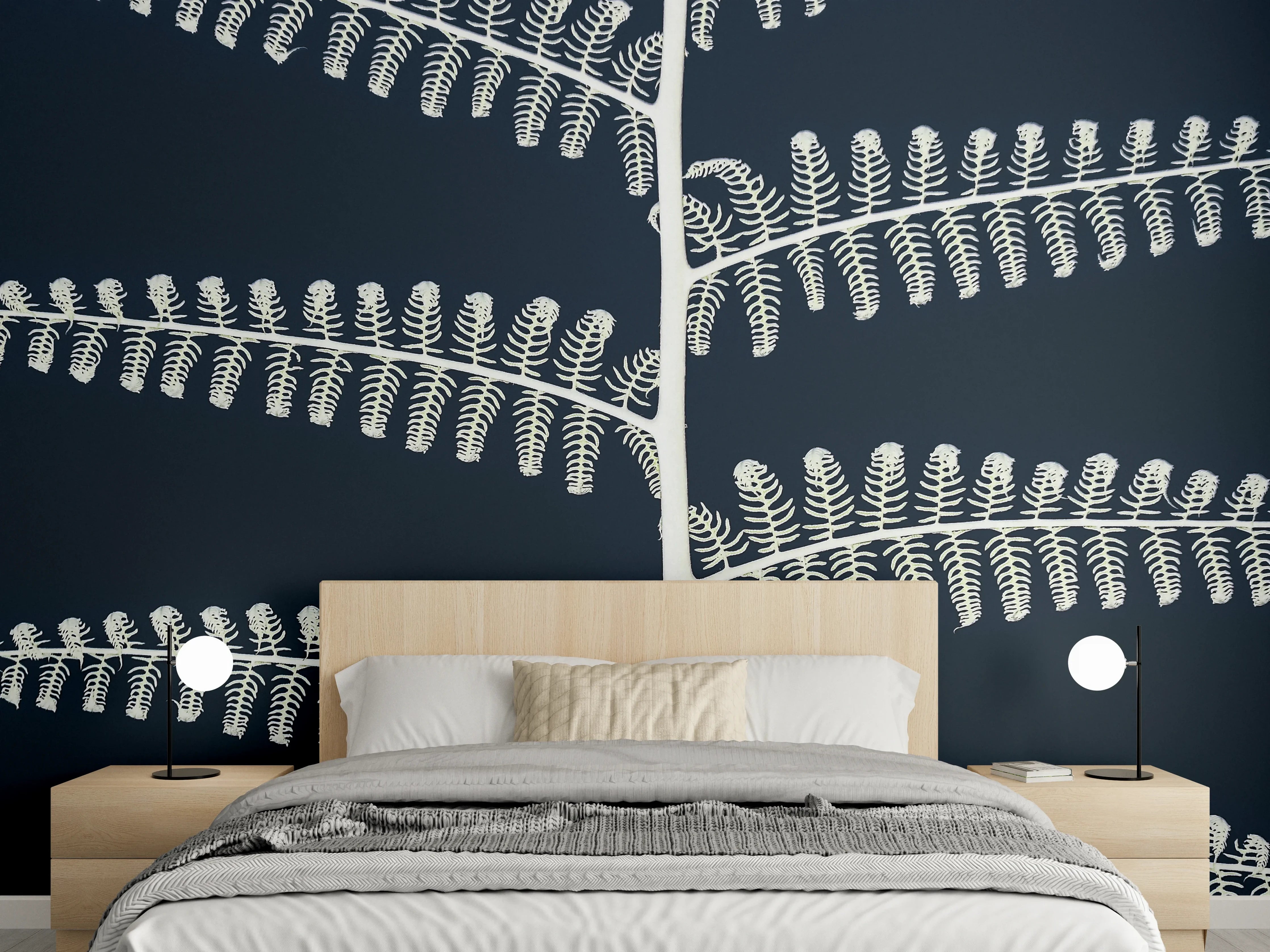 Wandverkleidung Schlafzimmer - Schwarze Wand mit weißen Farnblättern