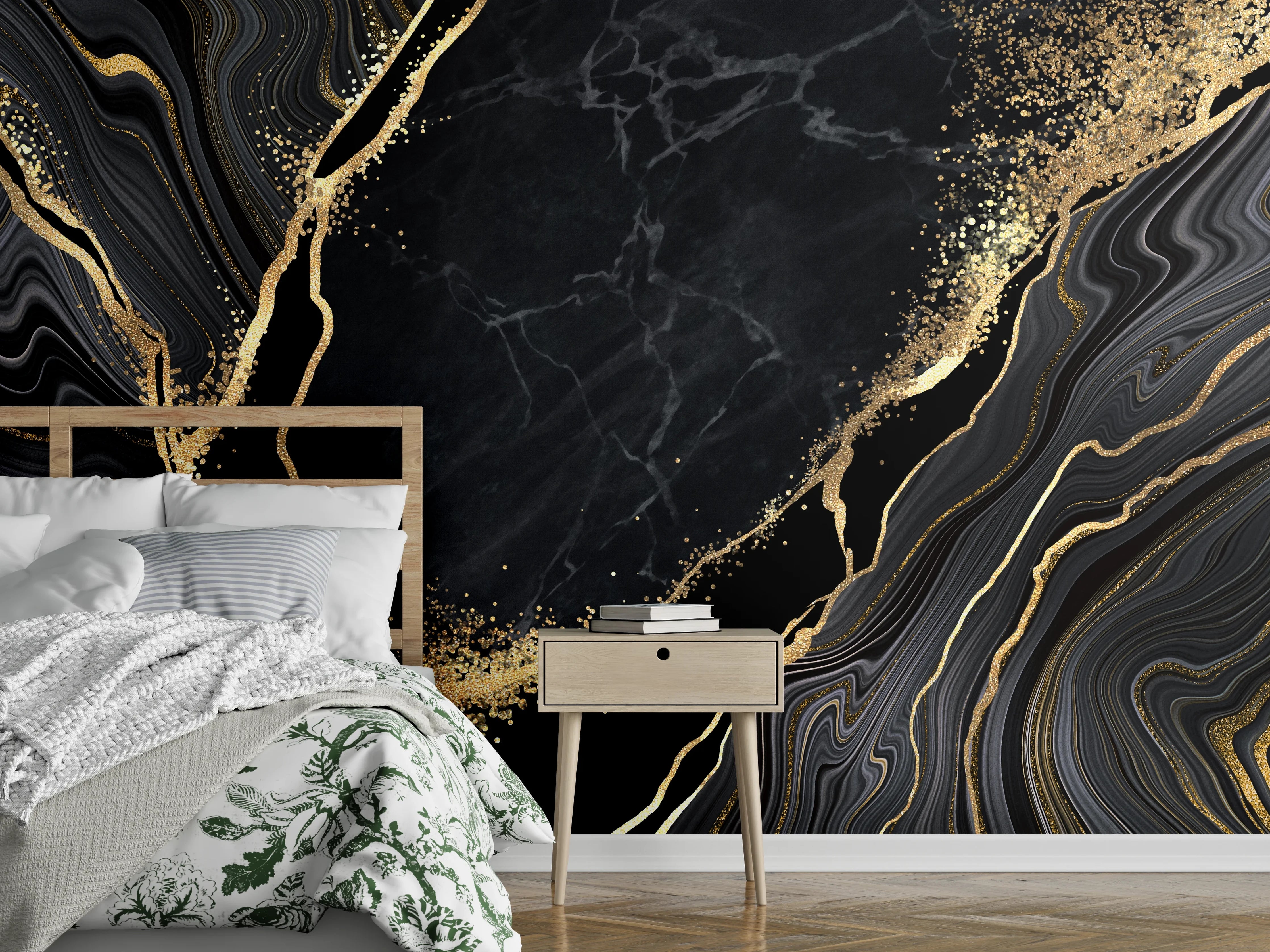 Wandverkleidung Schlafzimmer - Schwarzer Marmor mit Goldakzent
