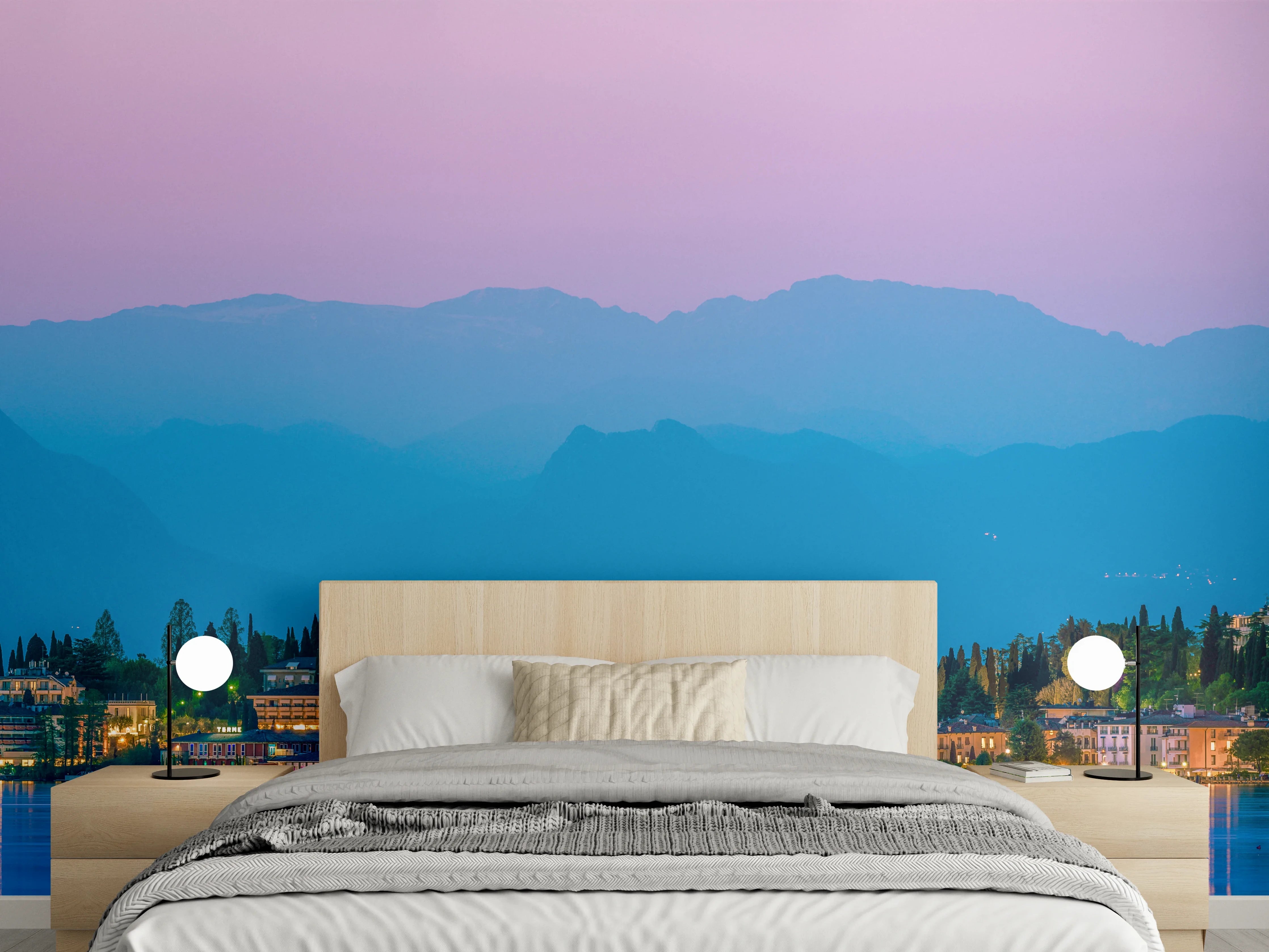 Wandverkleidung Schlafzimmer - Silbergraue Dämmerung über Gardasee