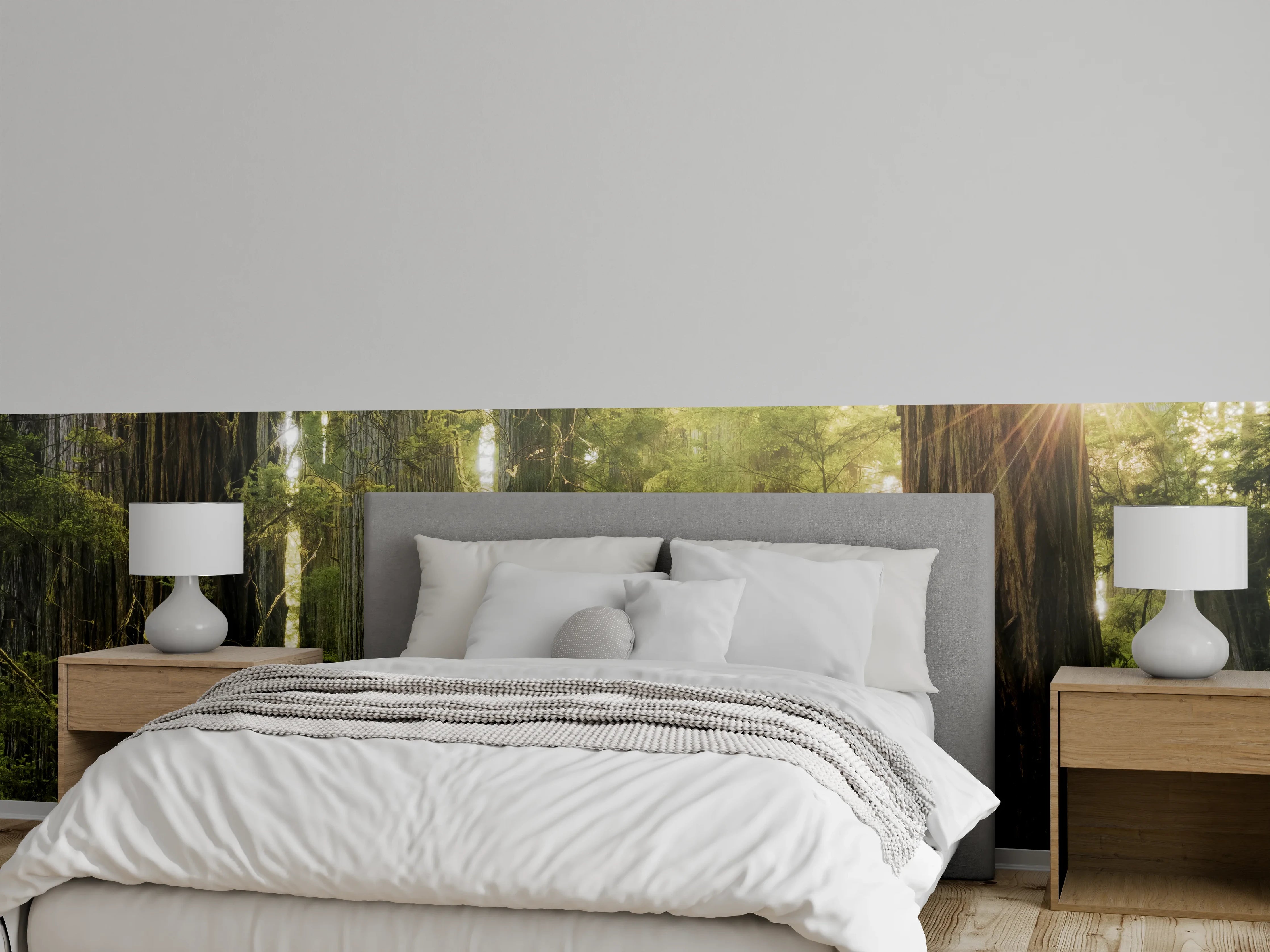 Wandverkleidung Schlafzimmer - Silbergrauer Zauberwald im Licht