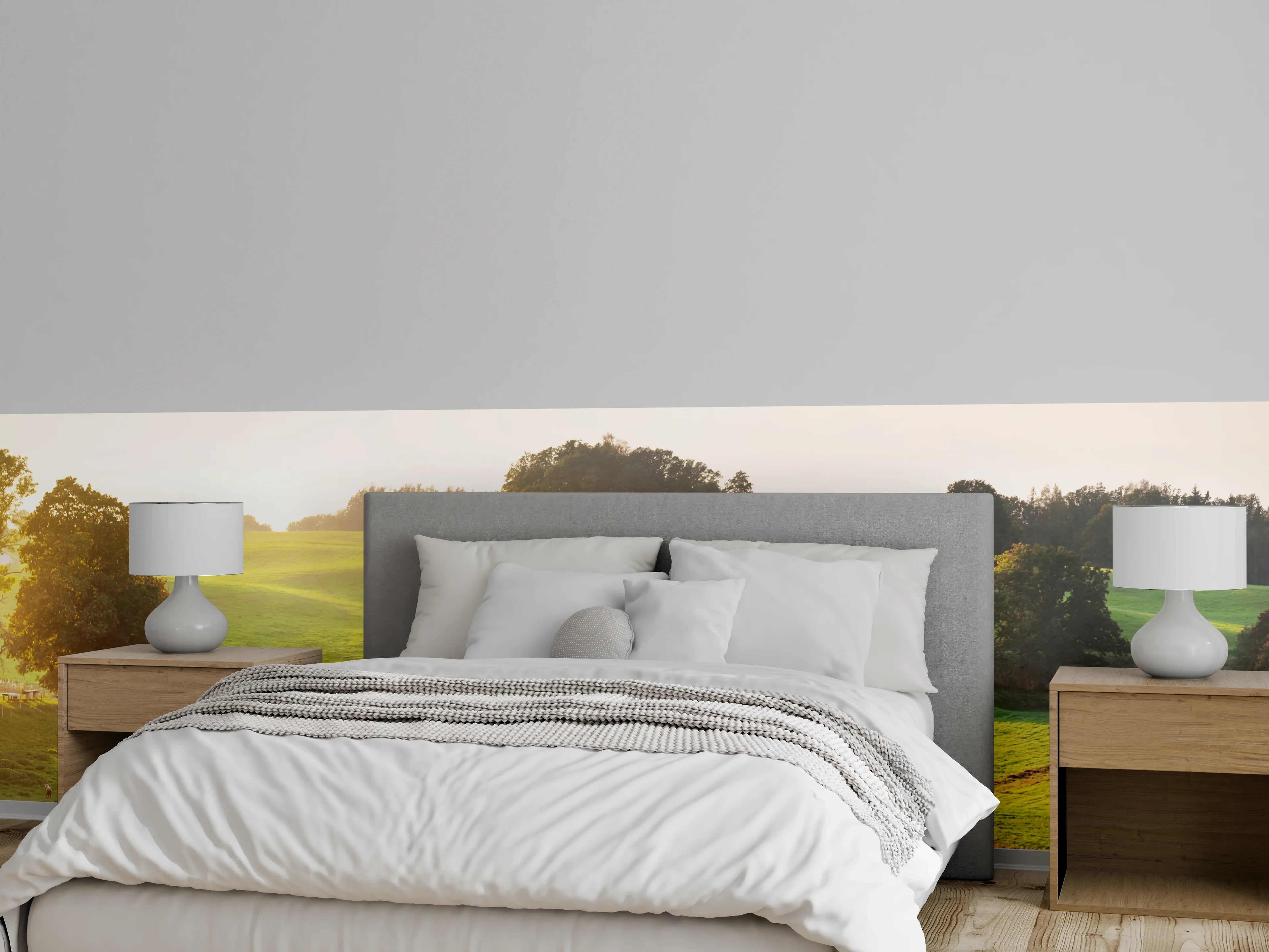 Wandverkleidung Schlafzimmer - Sonnenbeschienene grüne Hügellandschaft mit Bäumen