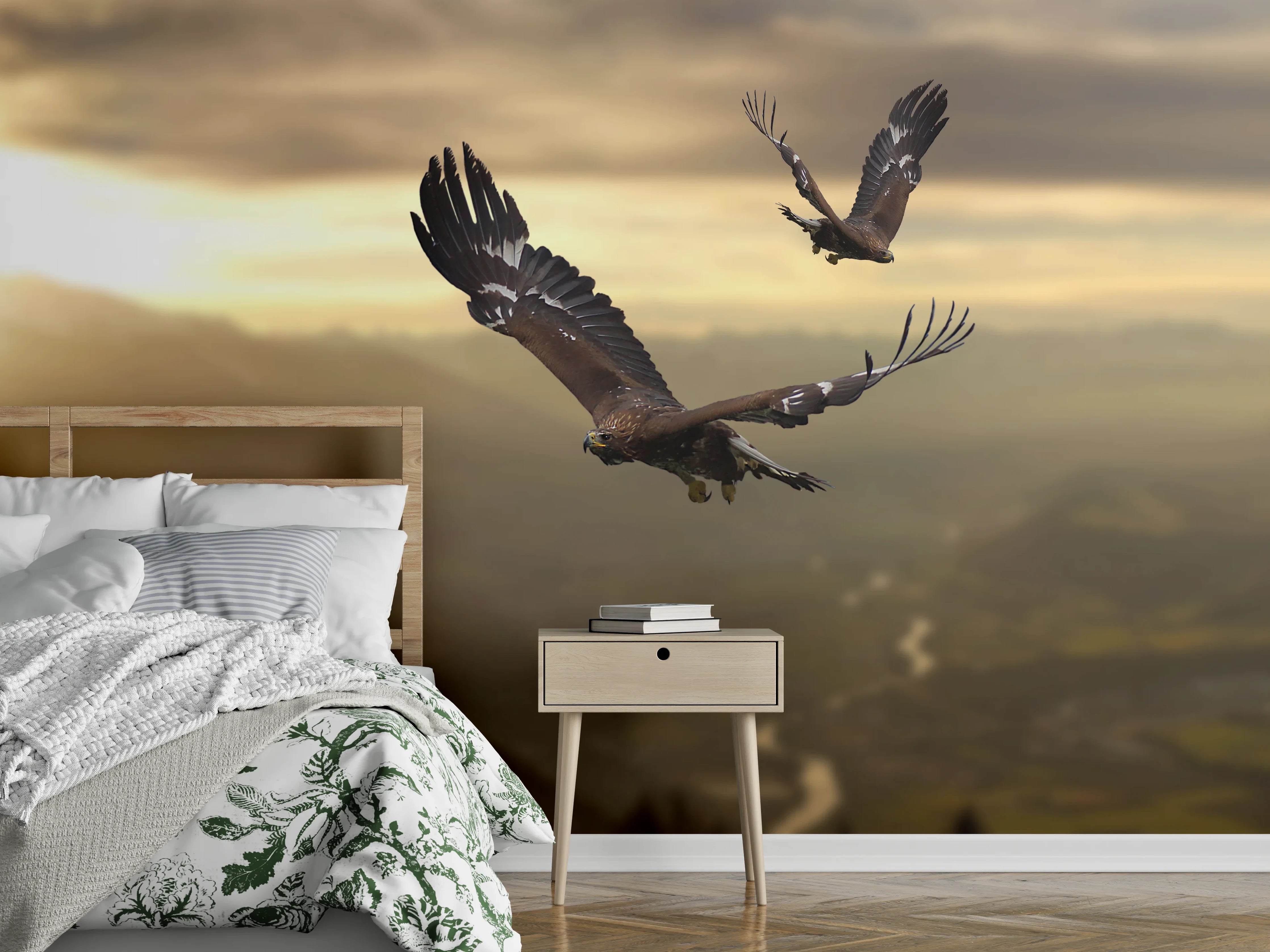 Wandverkleidung Schlafzimmer - Steinadler an den Alpen