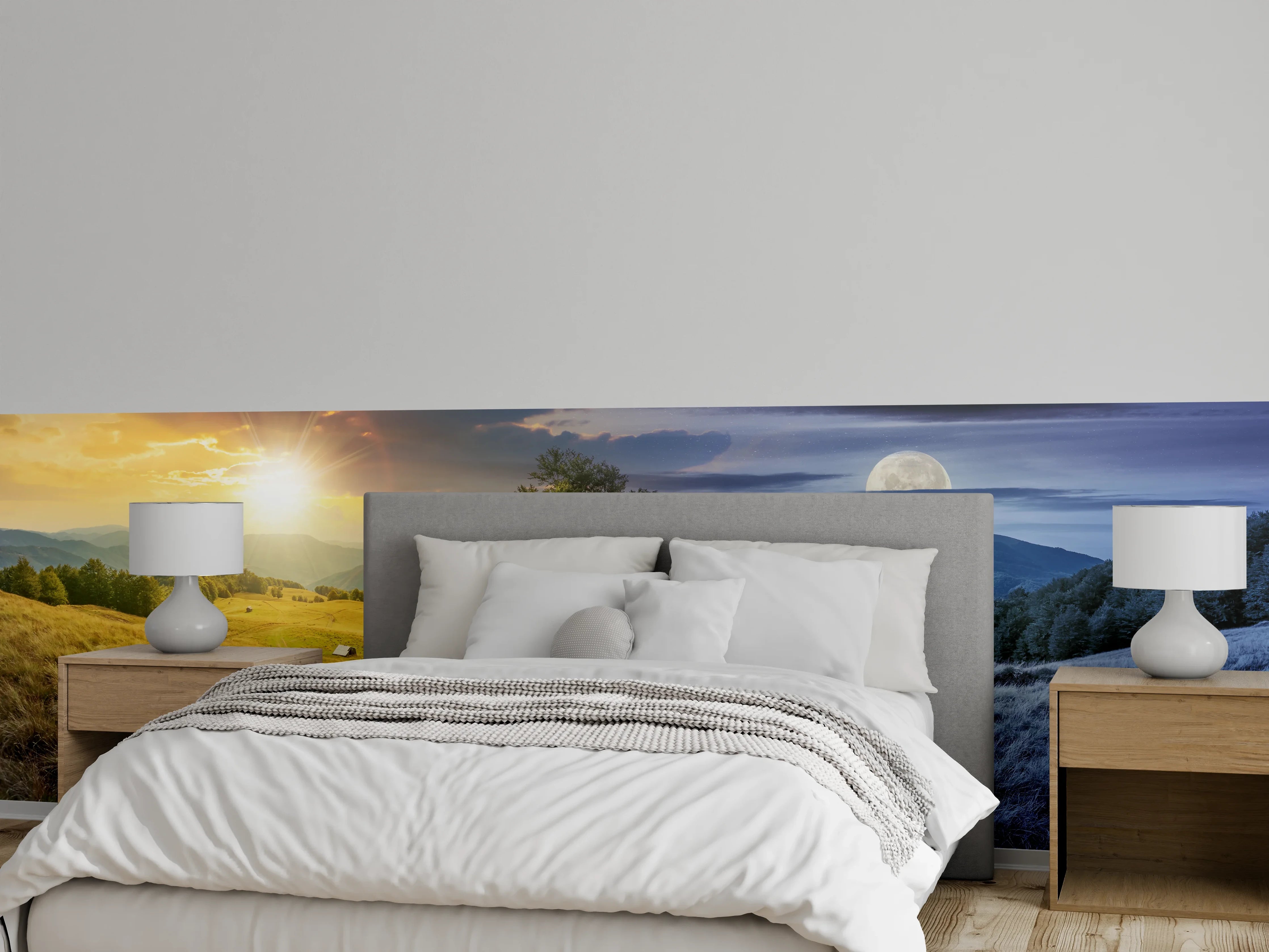 Wandverkleidung Schlafzimmer - Tag-Nacht-Landschaft: Sonnige Wiese trifft Vollmond