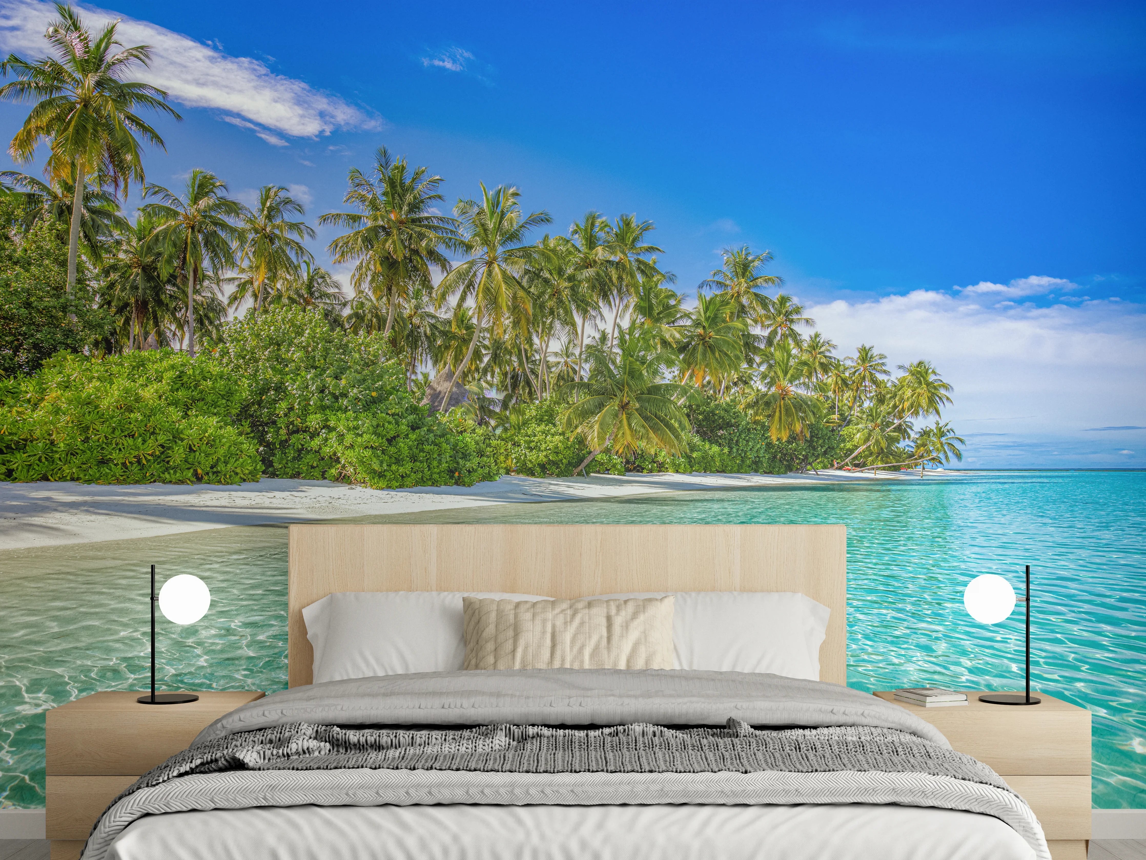 Wandverkleidung Schlafzimmer - Traumstrand mit Palmen und türkisblauem Wasser