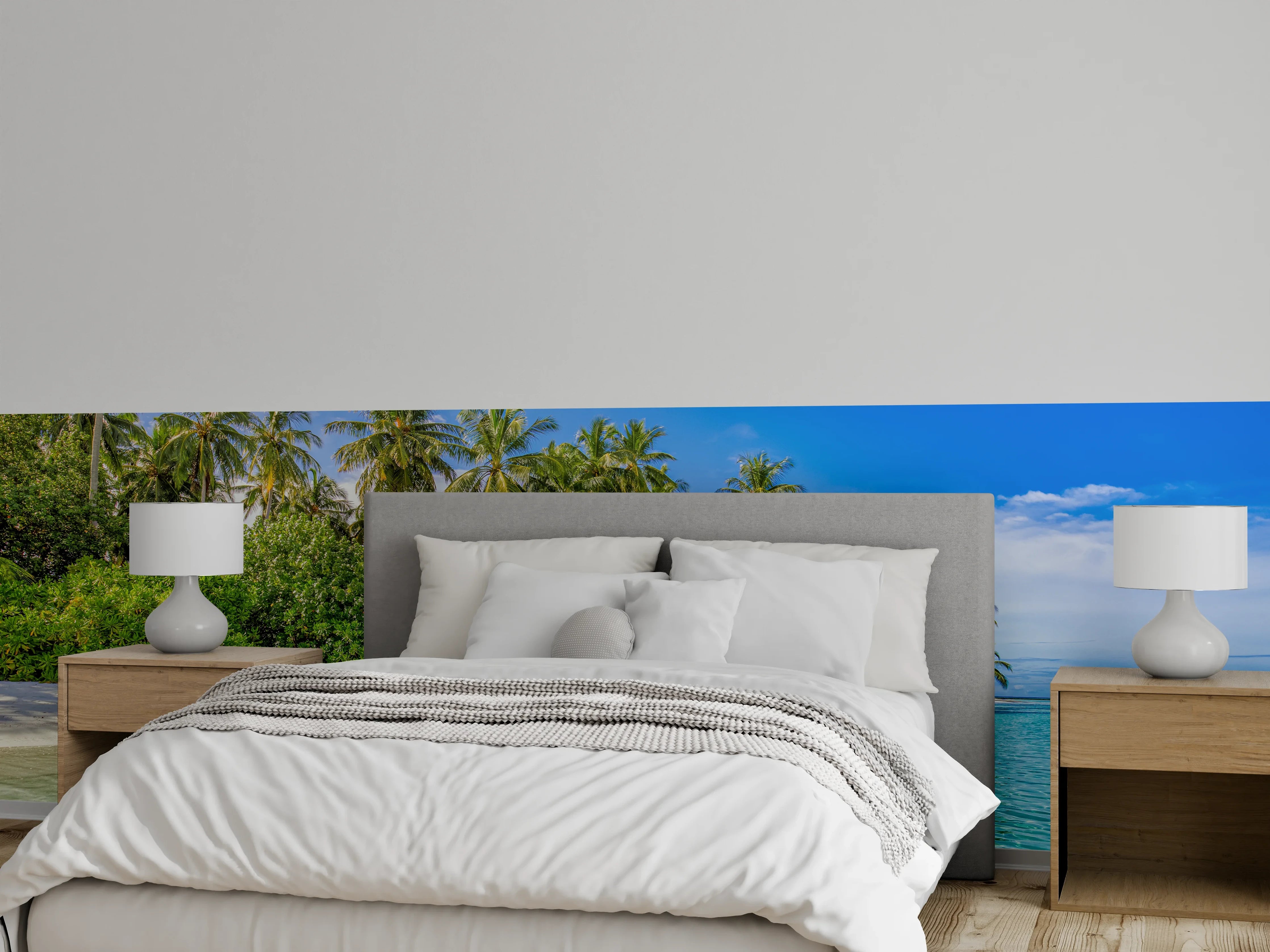 Wandverkleidung Schlafzimmer - Traumstrand mit Palmen und türkisblauem Wasser