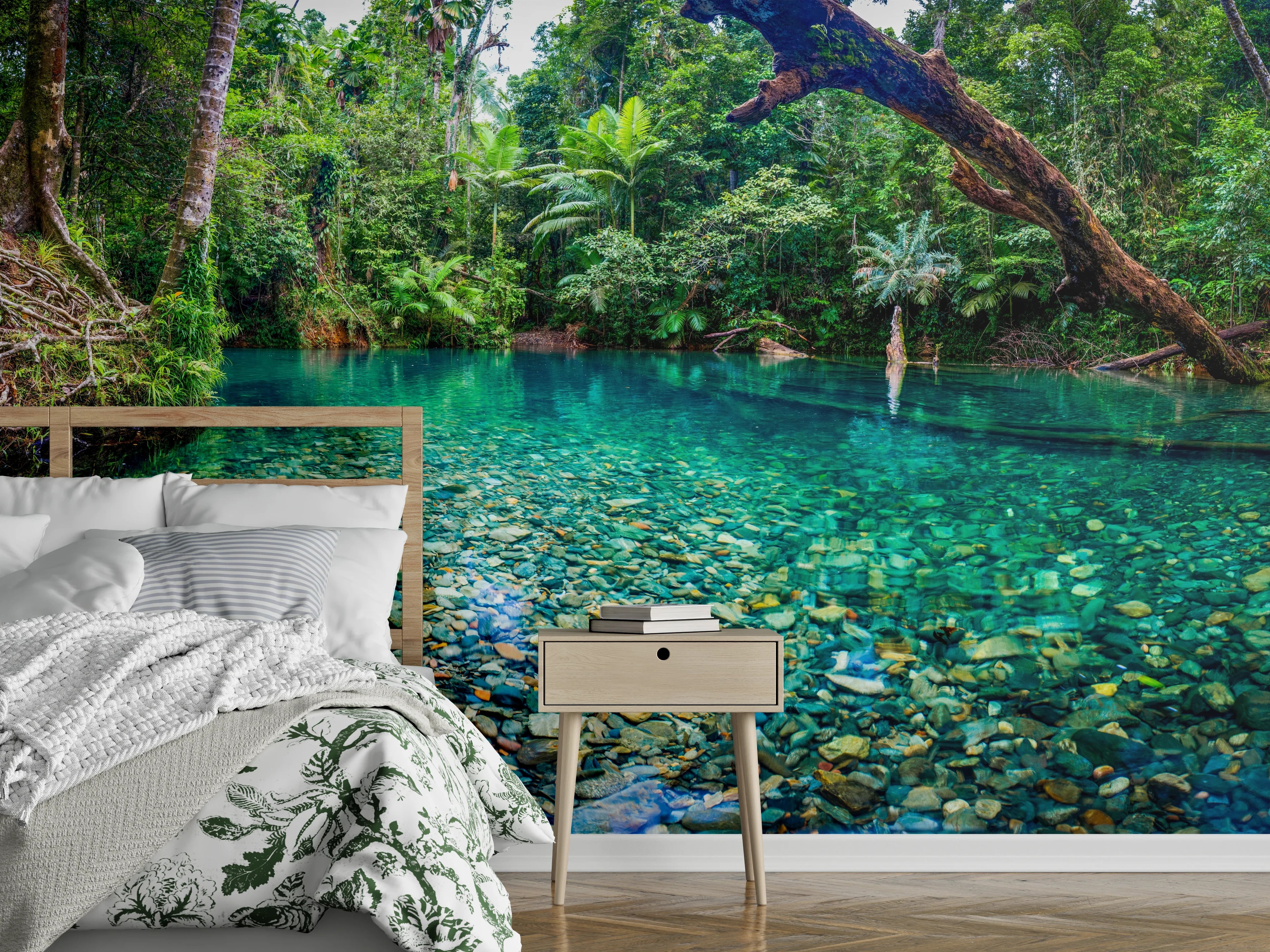 Wandverkleidung Schlafzimmer - Tropischer Bach mit klarem Wasser