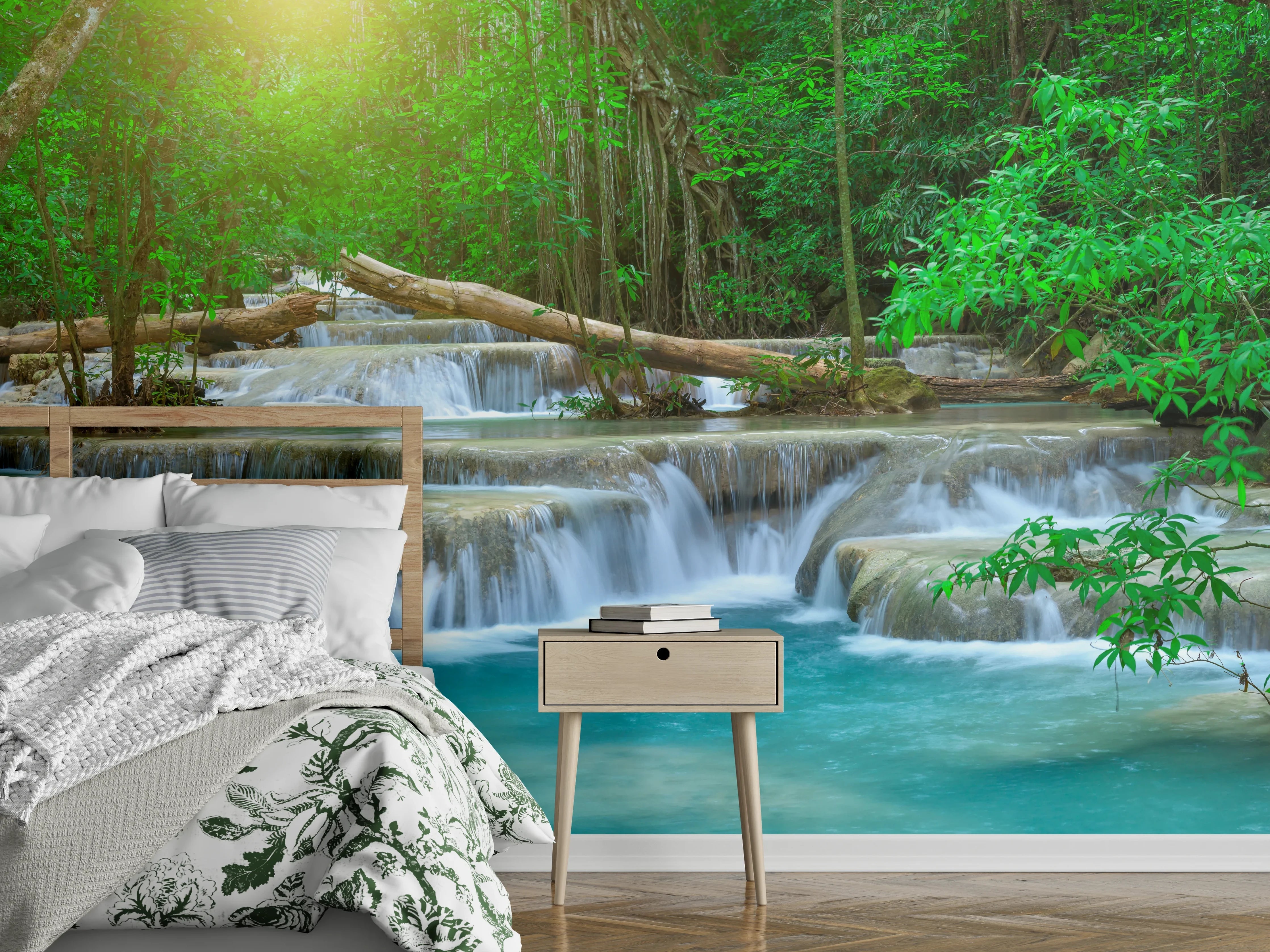 Wandverkleidung Schlafzimmer - Türkis-Wasserfall im grünen Wald