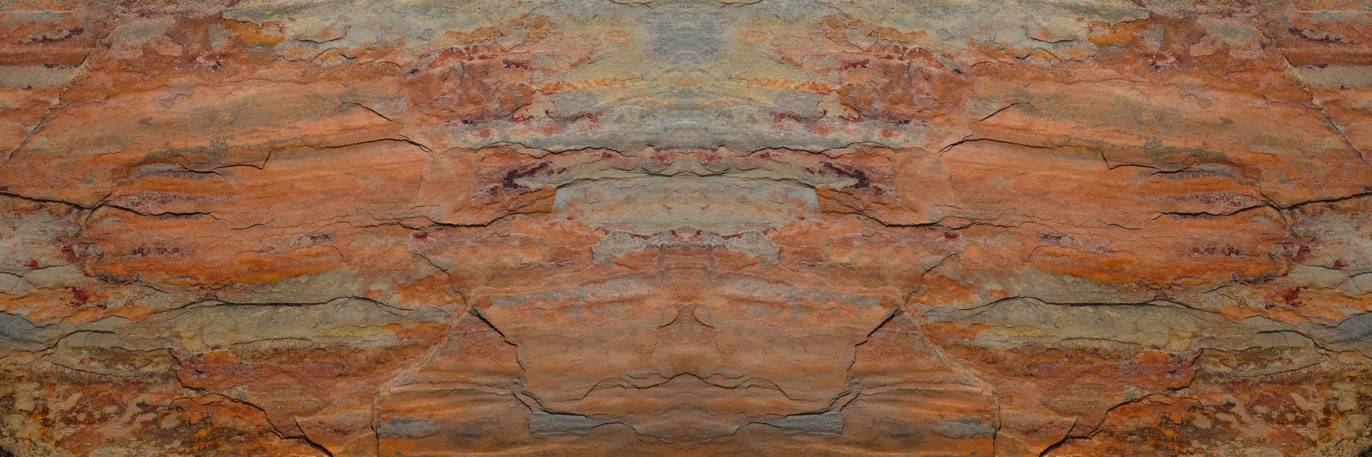 Wandverkleidung Schlafzimmer-Verwitterte Steinwand in Panorama-Ansicht