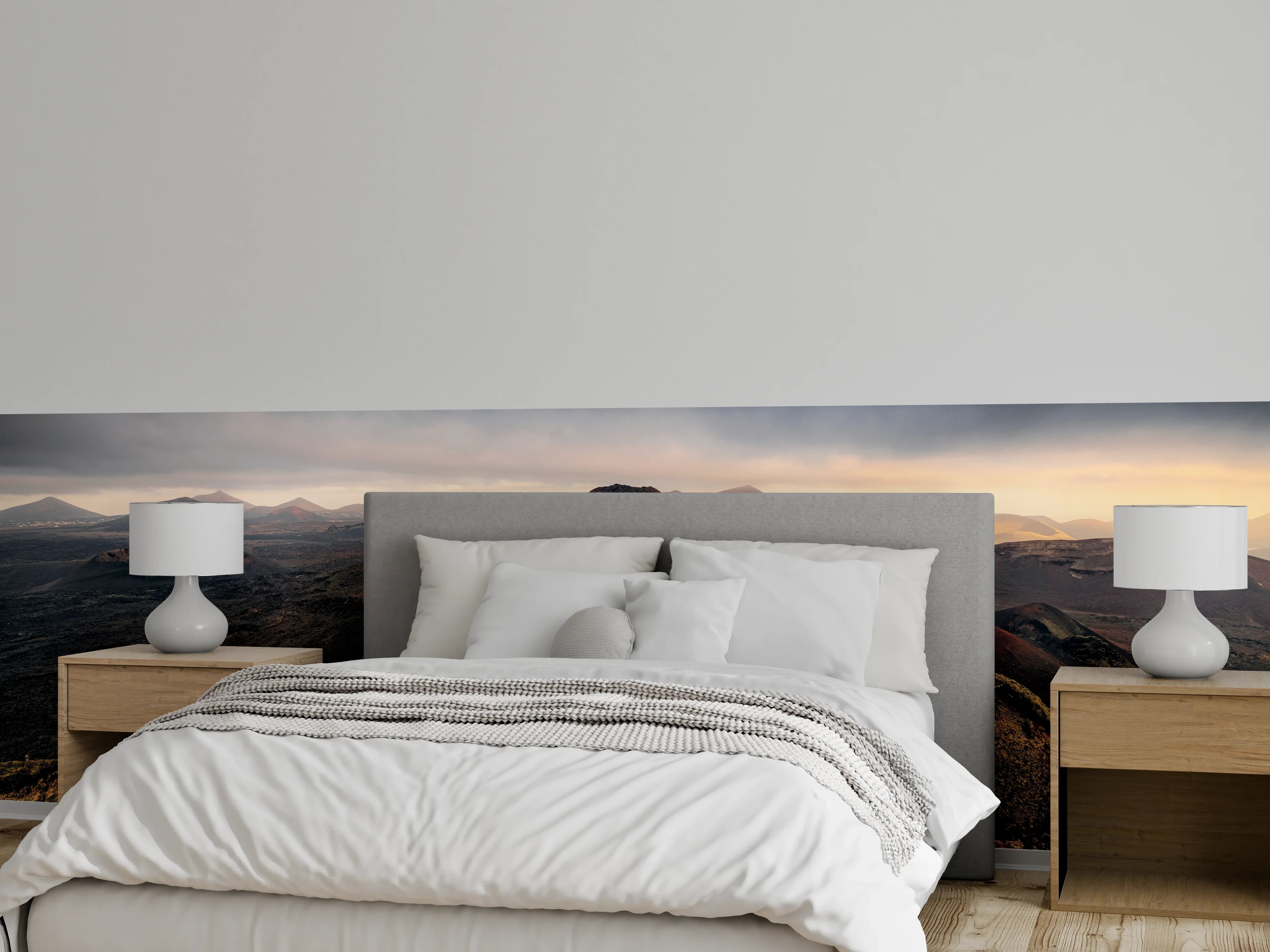 Wandverkleidung Schlafzimmer - Vulkanische Gebirgslandschaft im Sonnenlicht