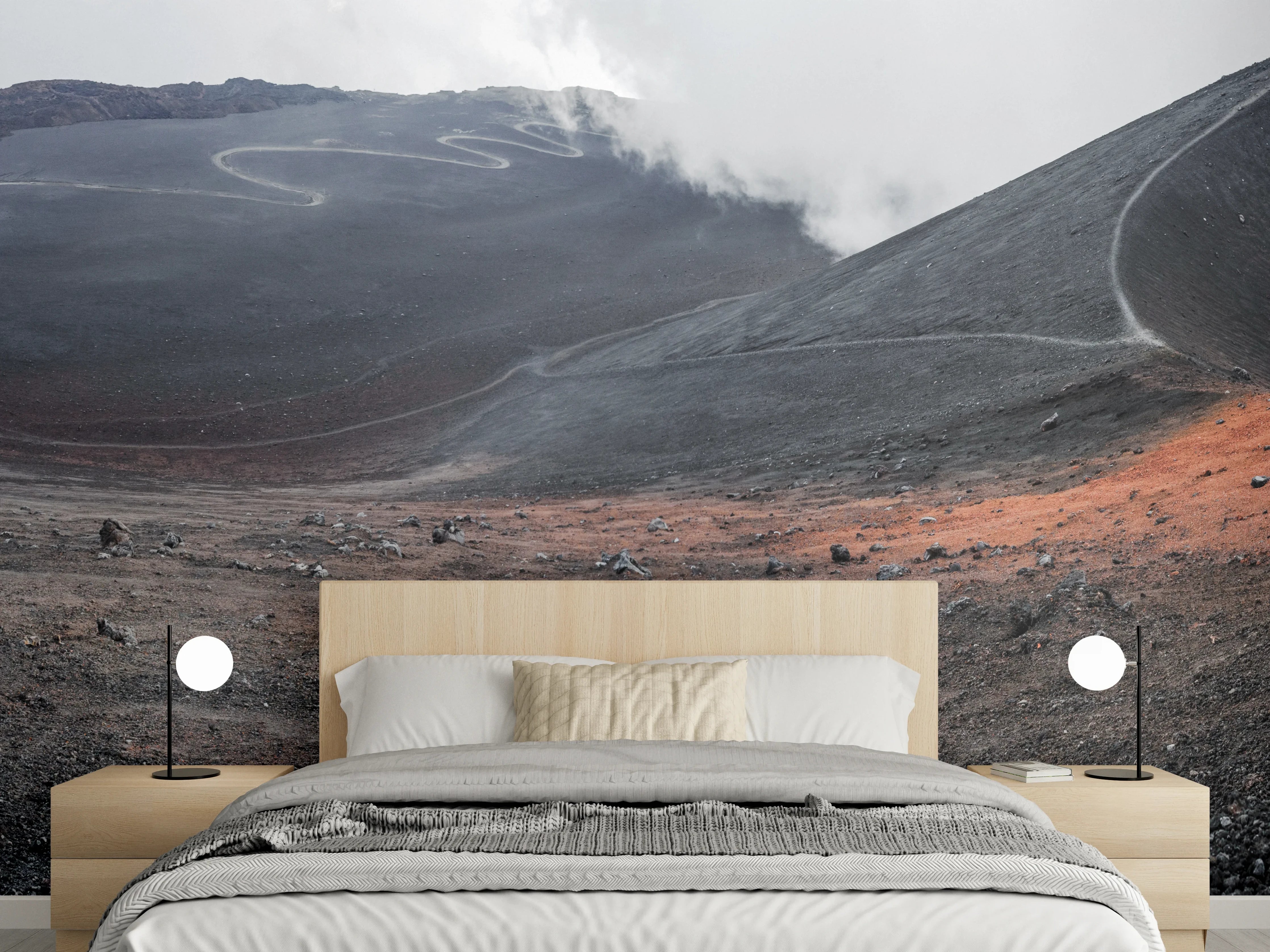 Wandverkleidung Schlafzimmer - Vulkankrater Schwarz-Grau-Orange Panorama