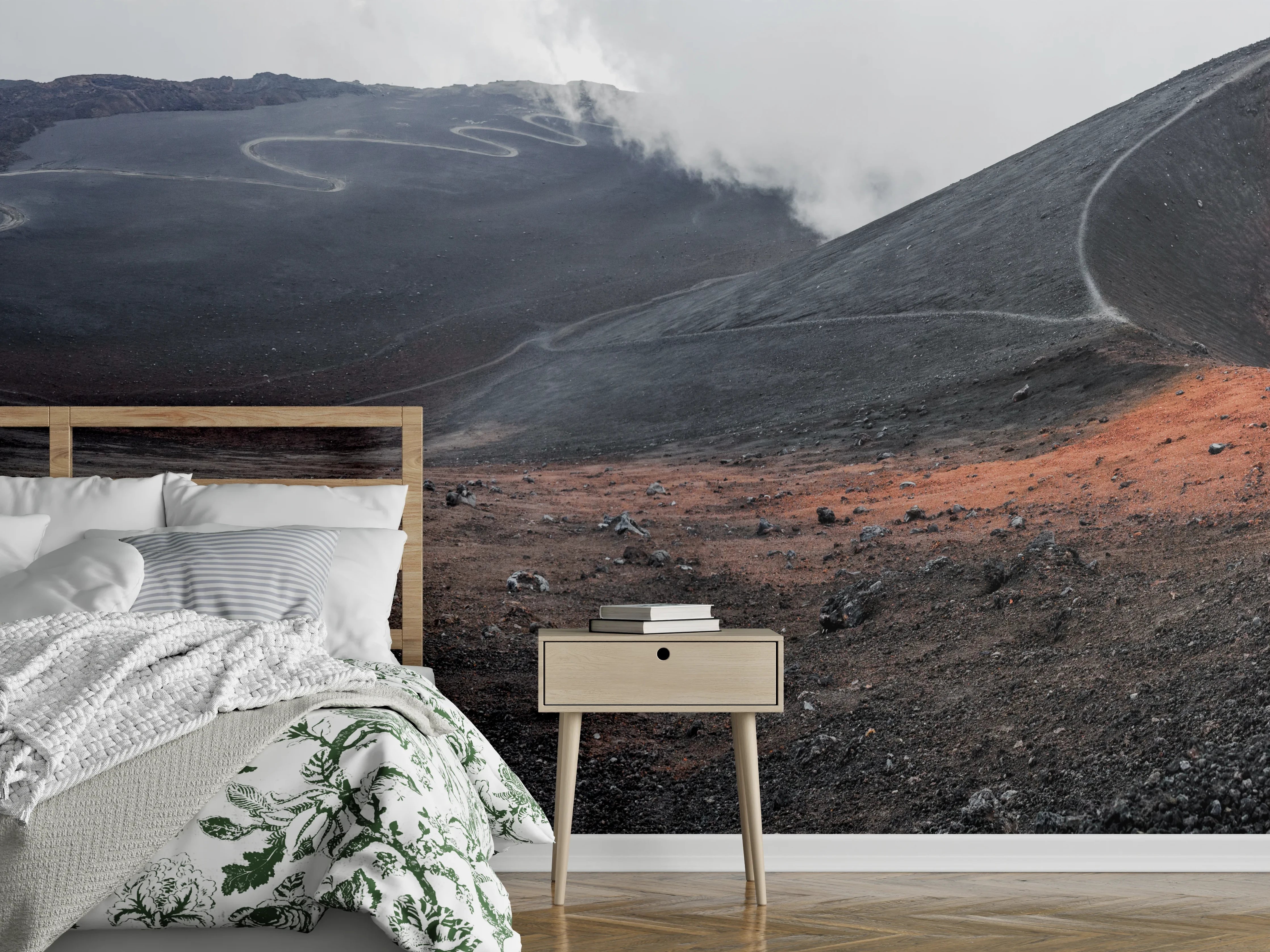 Wandverkleidung Schlafzimmer - Vulkankrater Schwarz-Grau-Orange Panorama