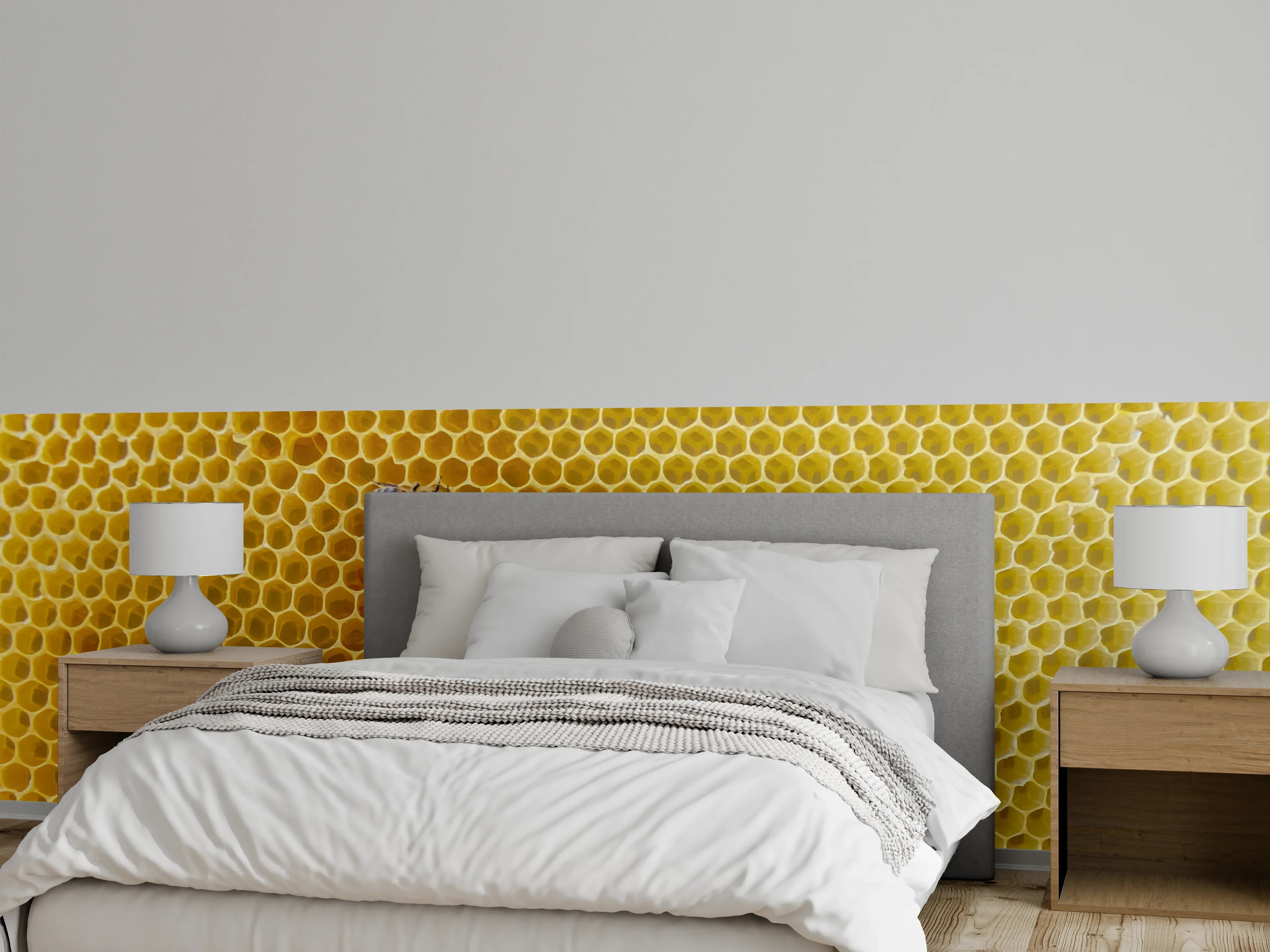 Wandverkleidung Schlafzimmer - Wabenstruktur mit Biene – Natur pur