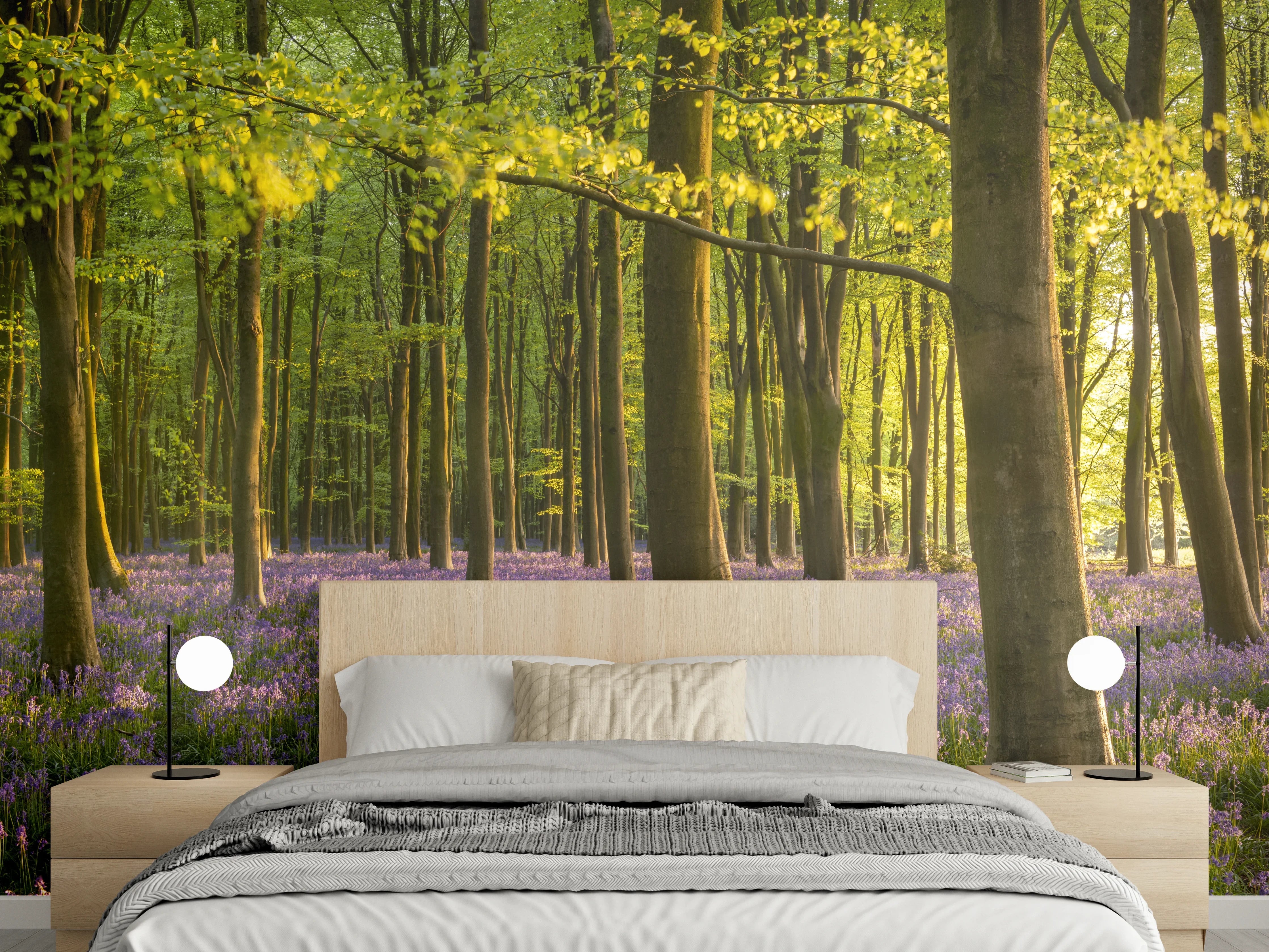 Wandverkleidung Schlafzimmer - Waldidylle mit Blütenmeer