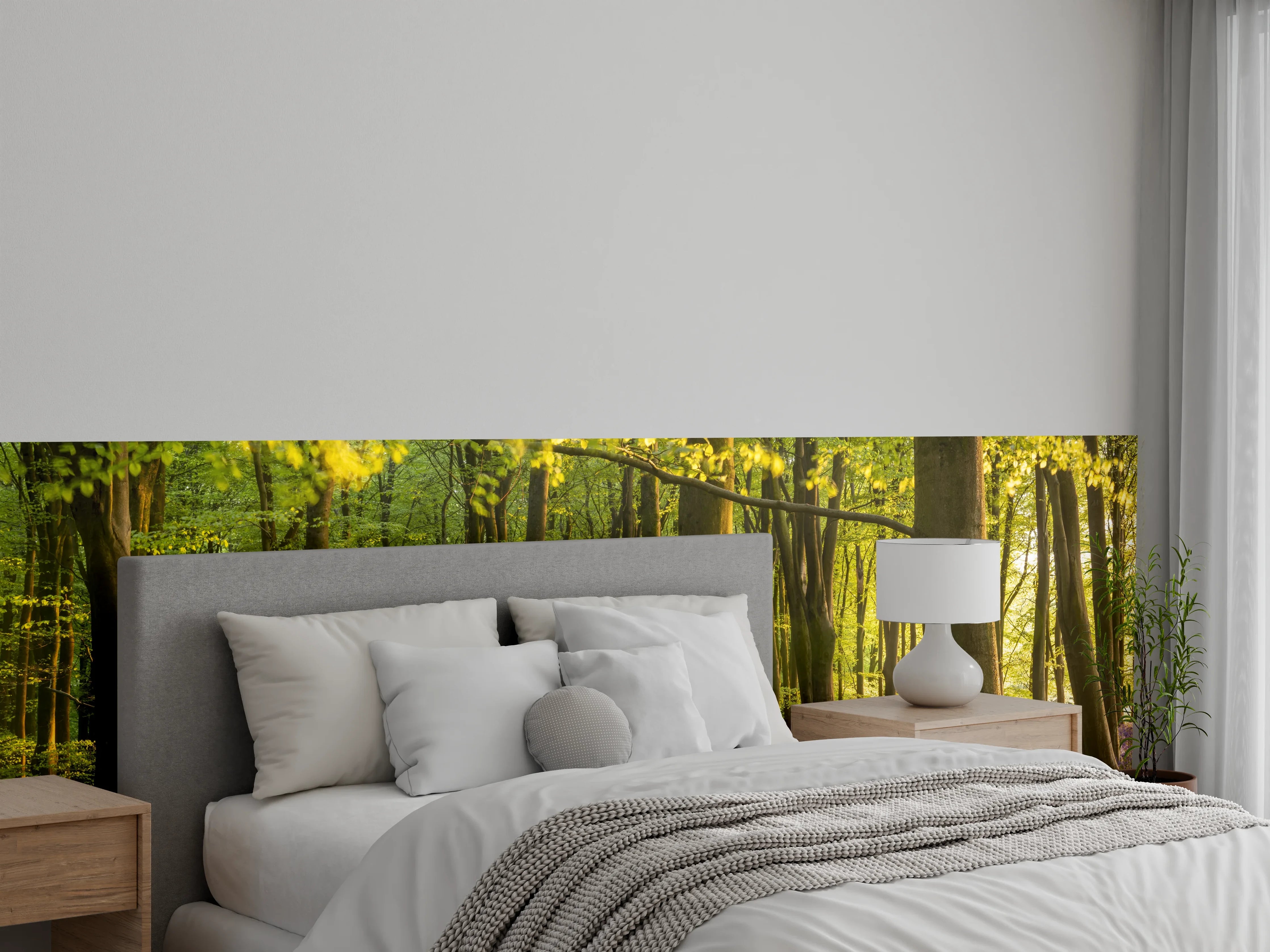 Wandverkleidung Schlafzimmer - Waldidylle mit Blütenmeer