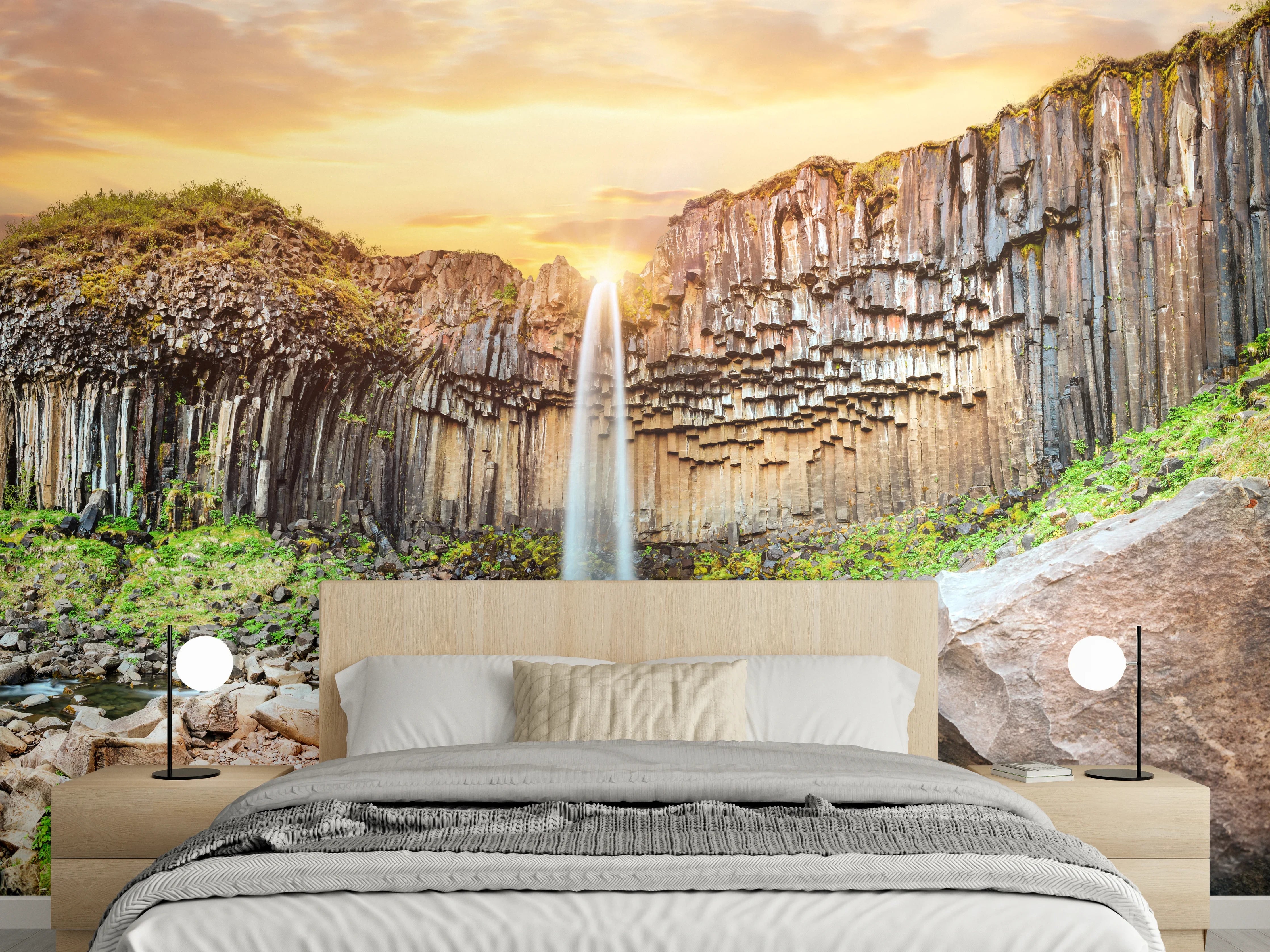 Wandverkleidung Schlafzimmer - Wasserfall vor Basaltsäulen Sonnenuntergang