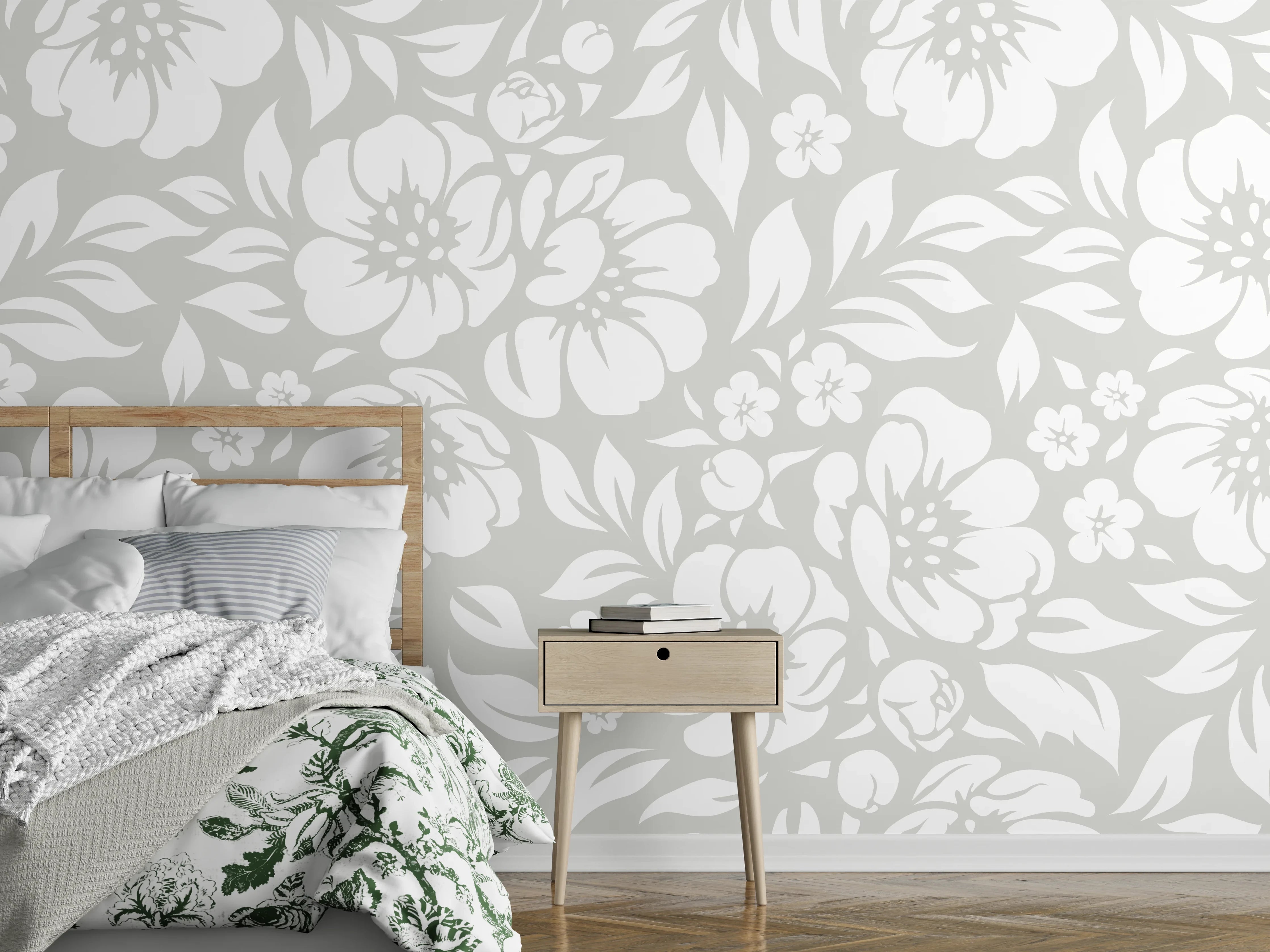 Wandverkleidung Schlafzimmer - Weiße Blumenmuster auf cremefarbenem Hintergrund