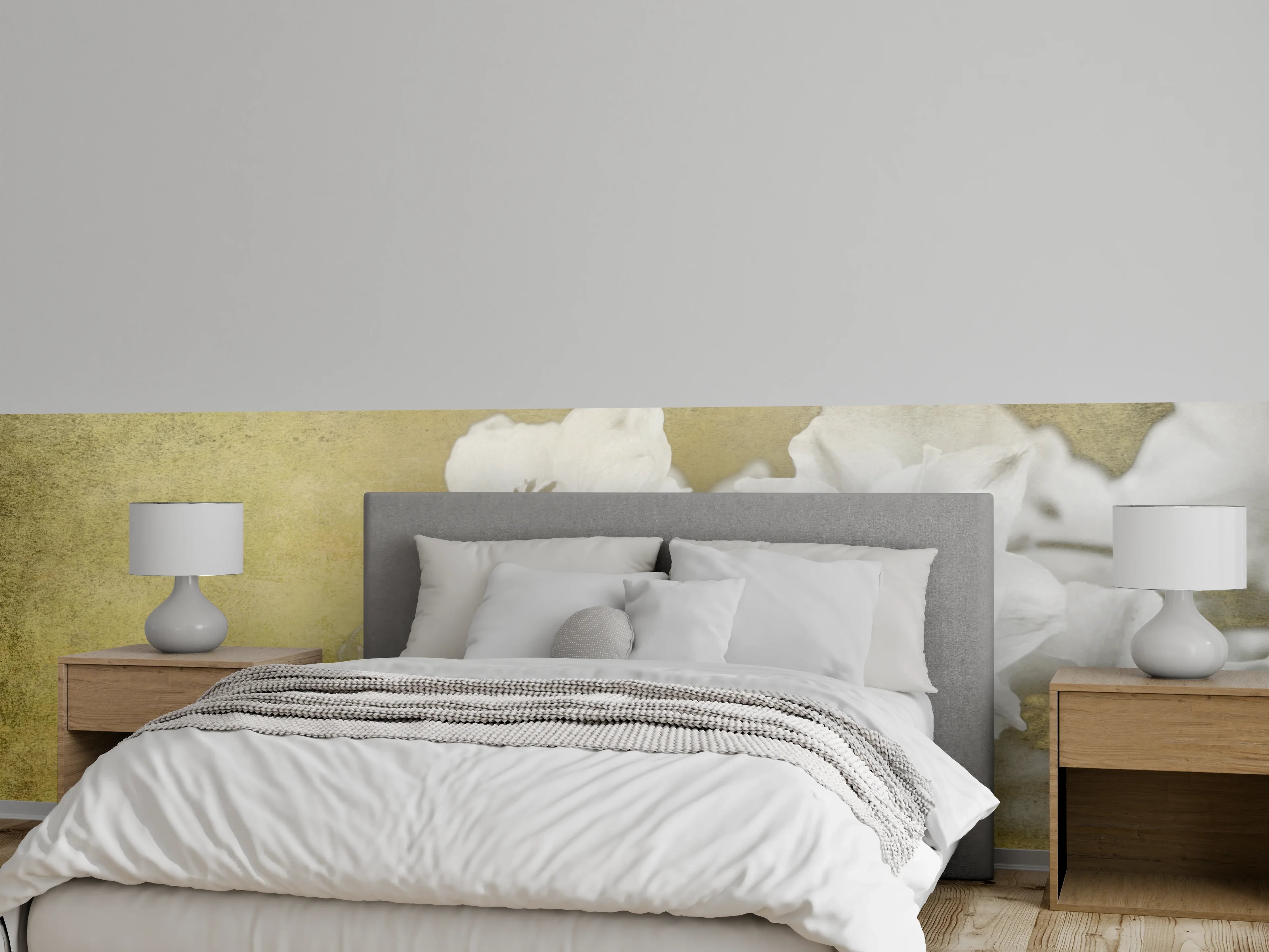 Wandverkleidung Schlafzimmer - Weiße Vintage-Blumen auf sanftem Gelb