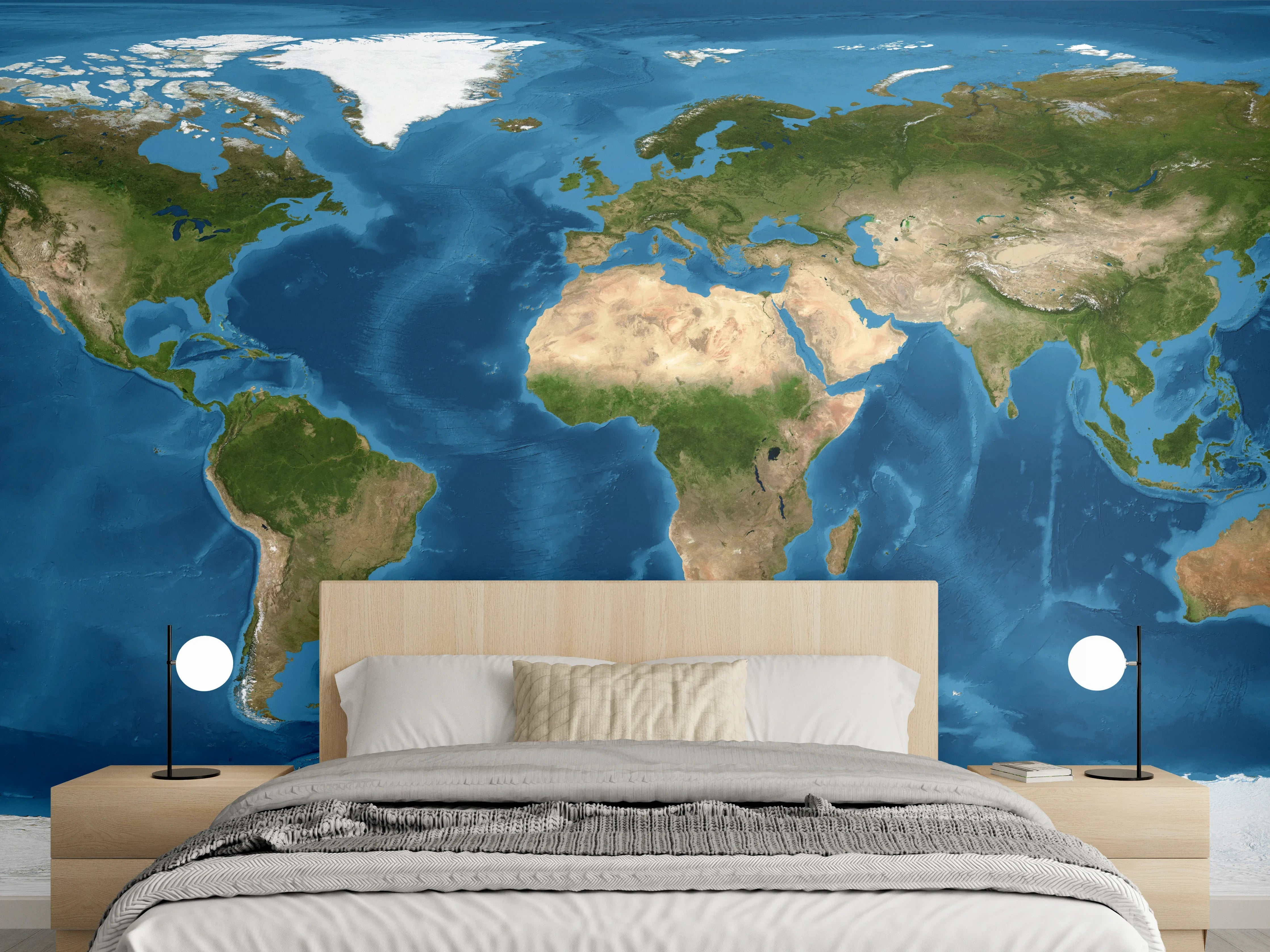 Wandverkleidung Schlafzimmer - Weltkarte farbig