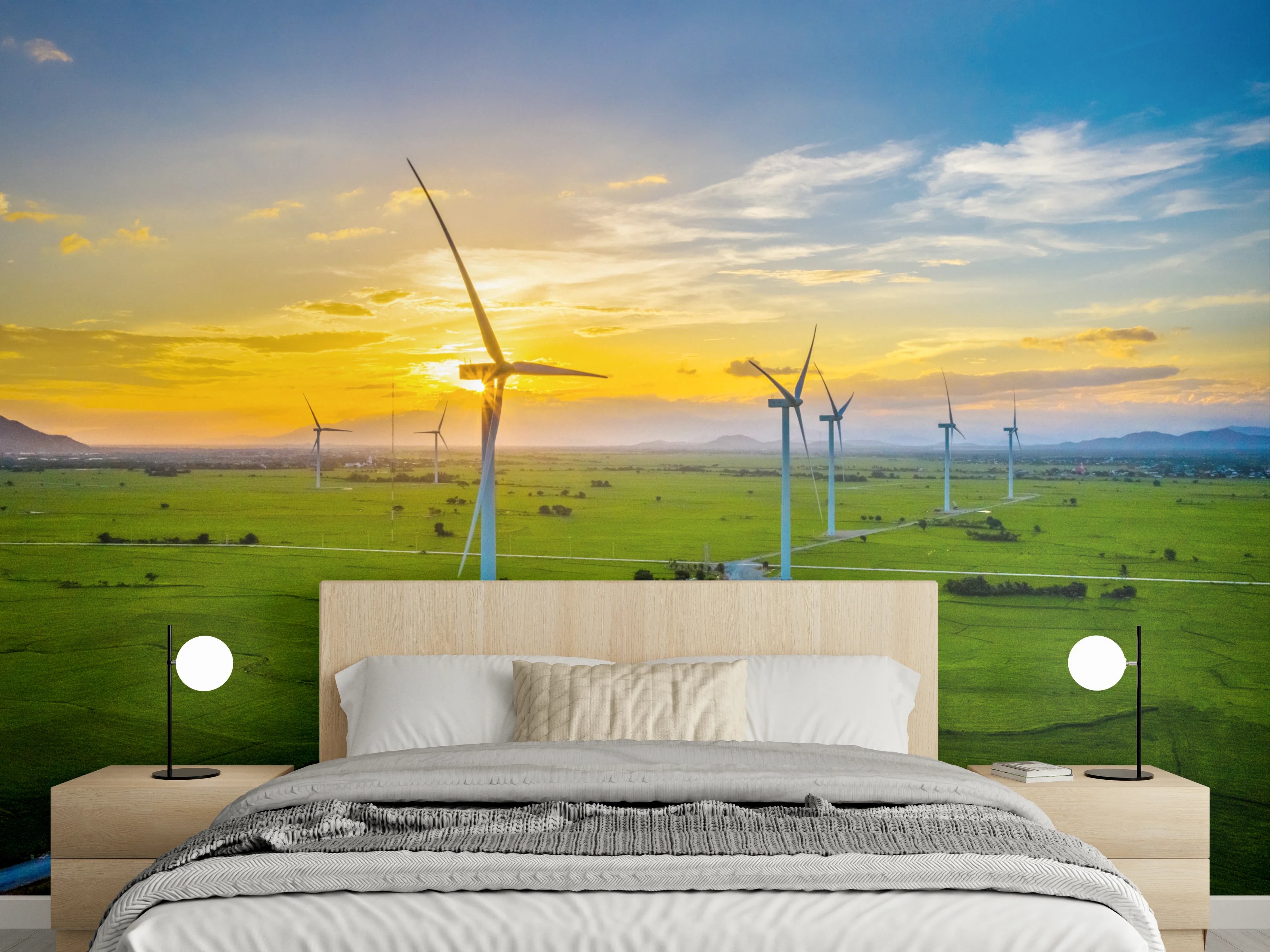 Wandverkleidung Schlafzimmer - Windräder auf grüner Wiese bei Sonnenuntergang