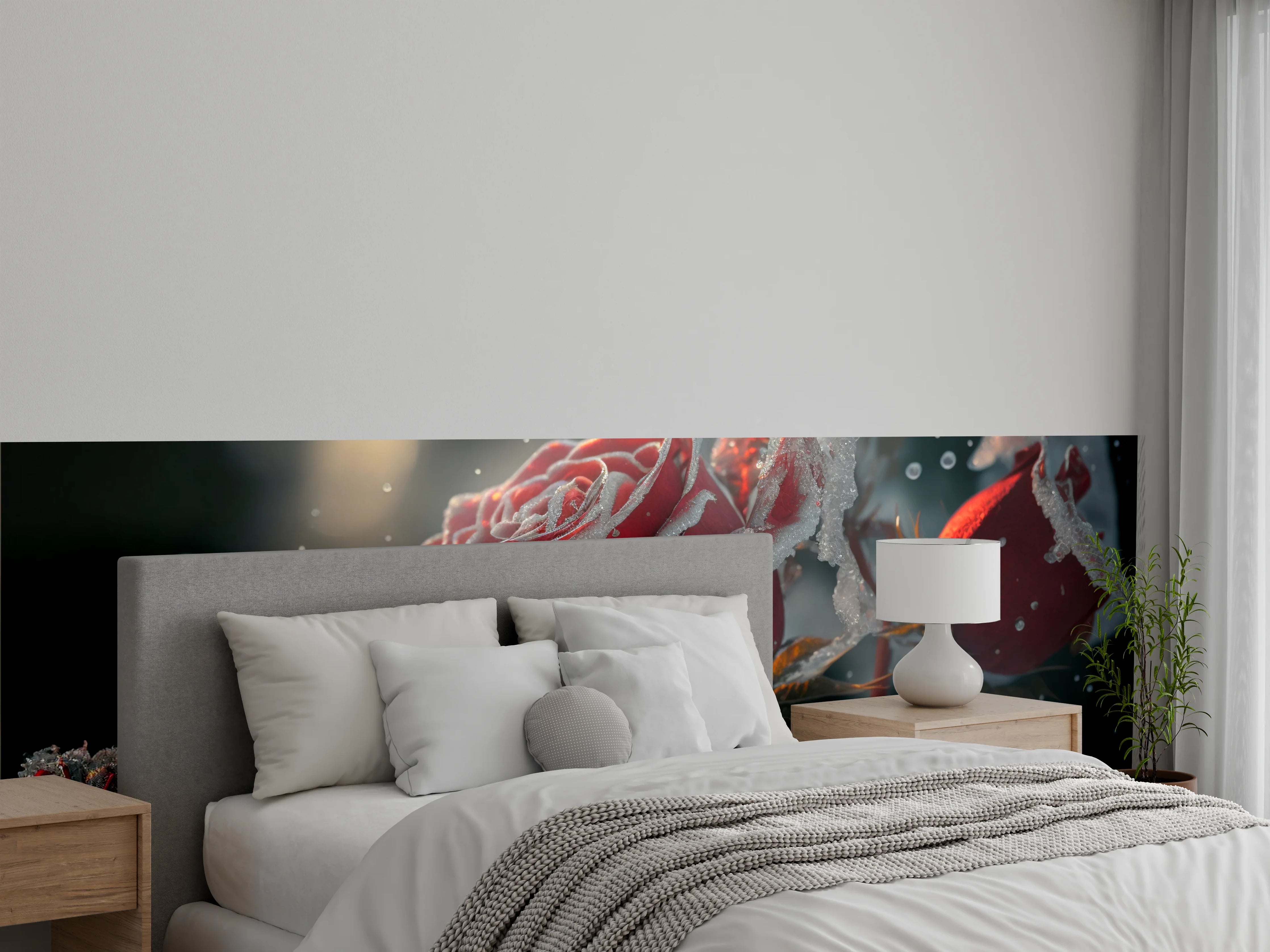 Wandverkleidung Schlafzimmer - Winterliche rote Rose mit Raureif
