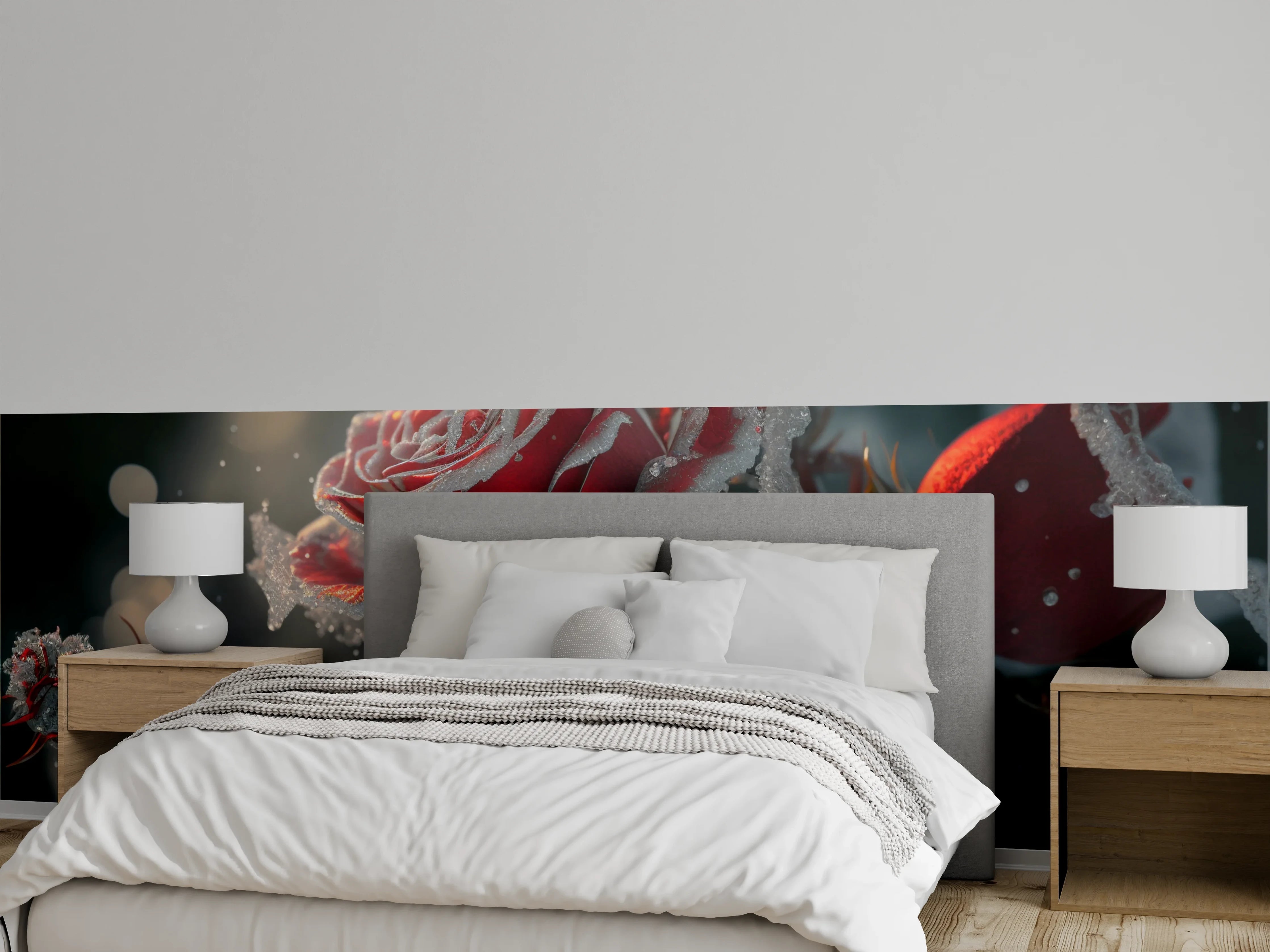 Wandverkleidung Schlafzimmer - Winterliche rote Rose mit Raureif