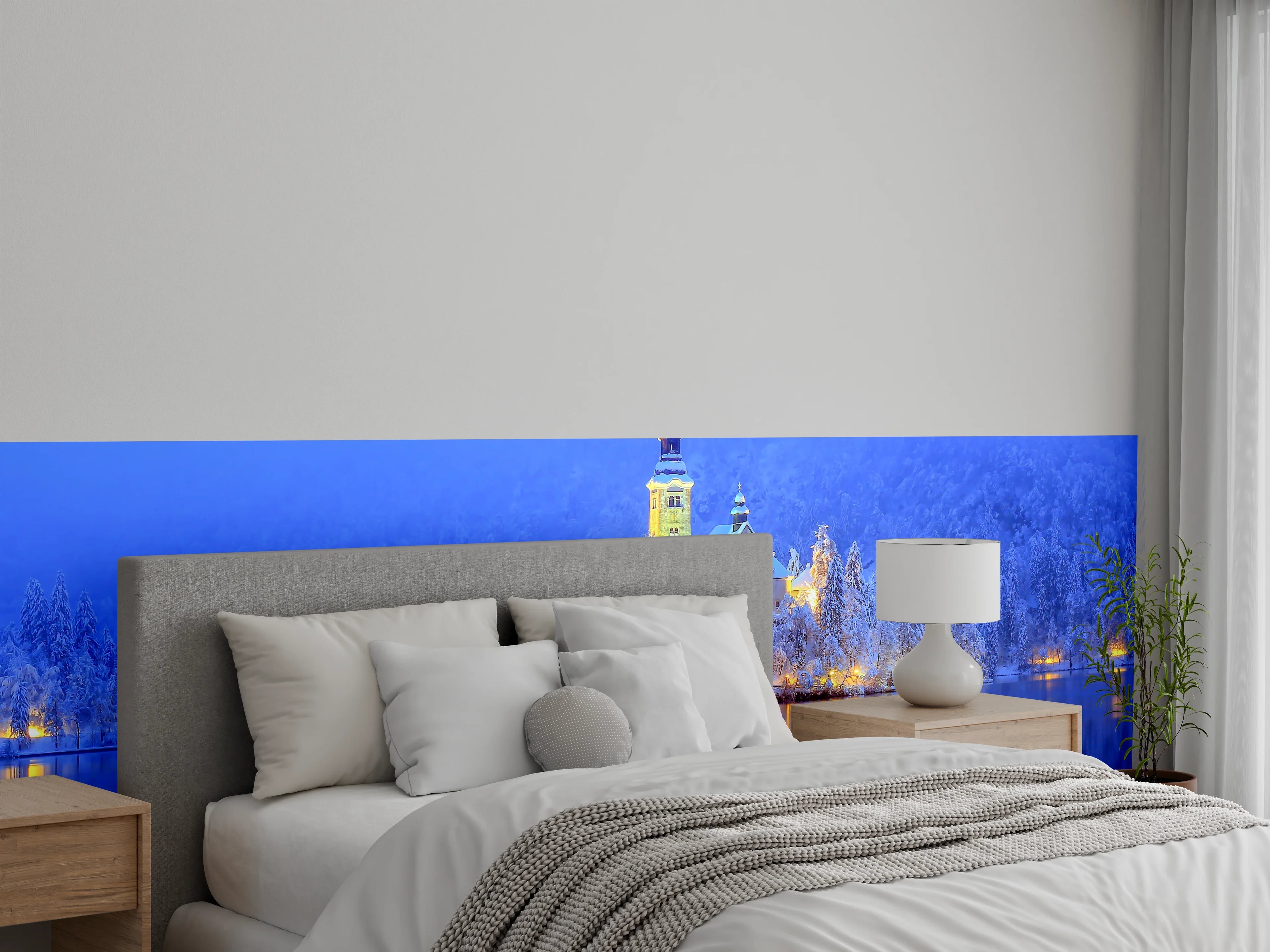 Wandverkleidung Schlafzimmer - Winterlicher See mit beleuchteter Kirche