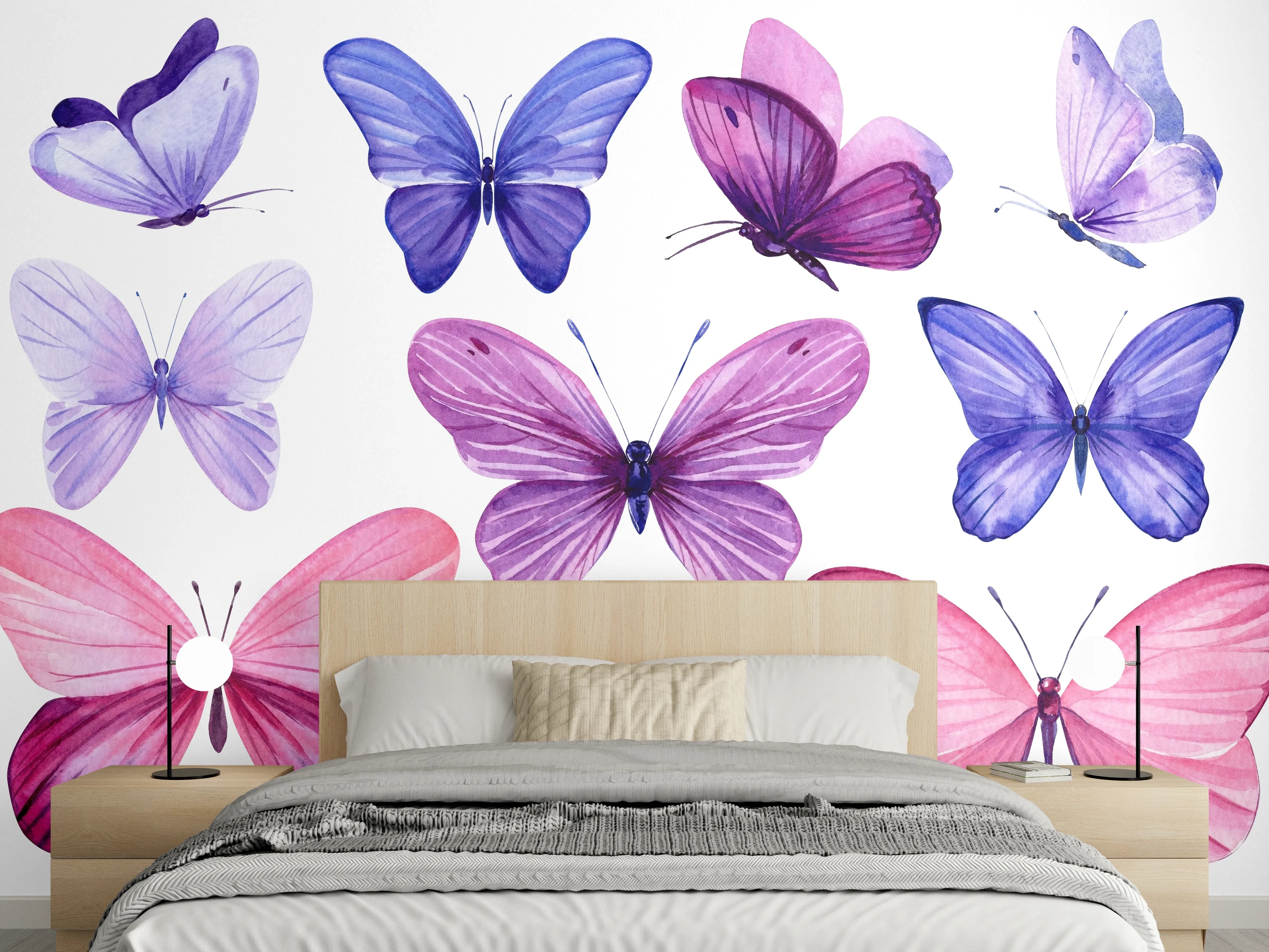 Wandverkleidung Schlafzimmer - Wunderschöne Schmetterlinge auf weißem Hintergrund