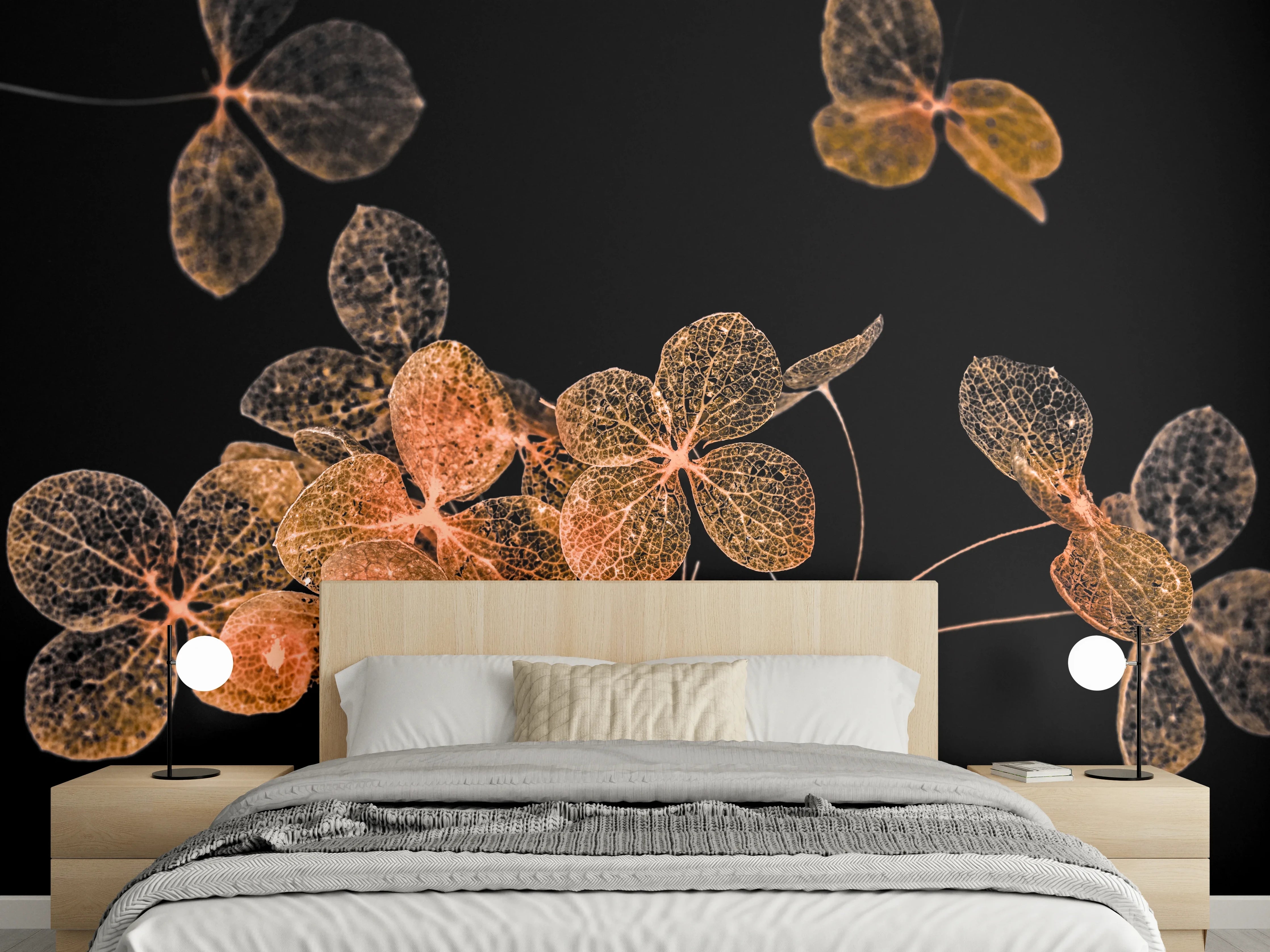 Wandverkleidung Schlafzimmer - Zarte Blüten transparent auf Schwarz