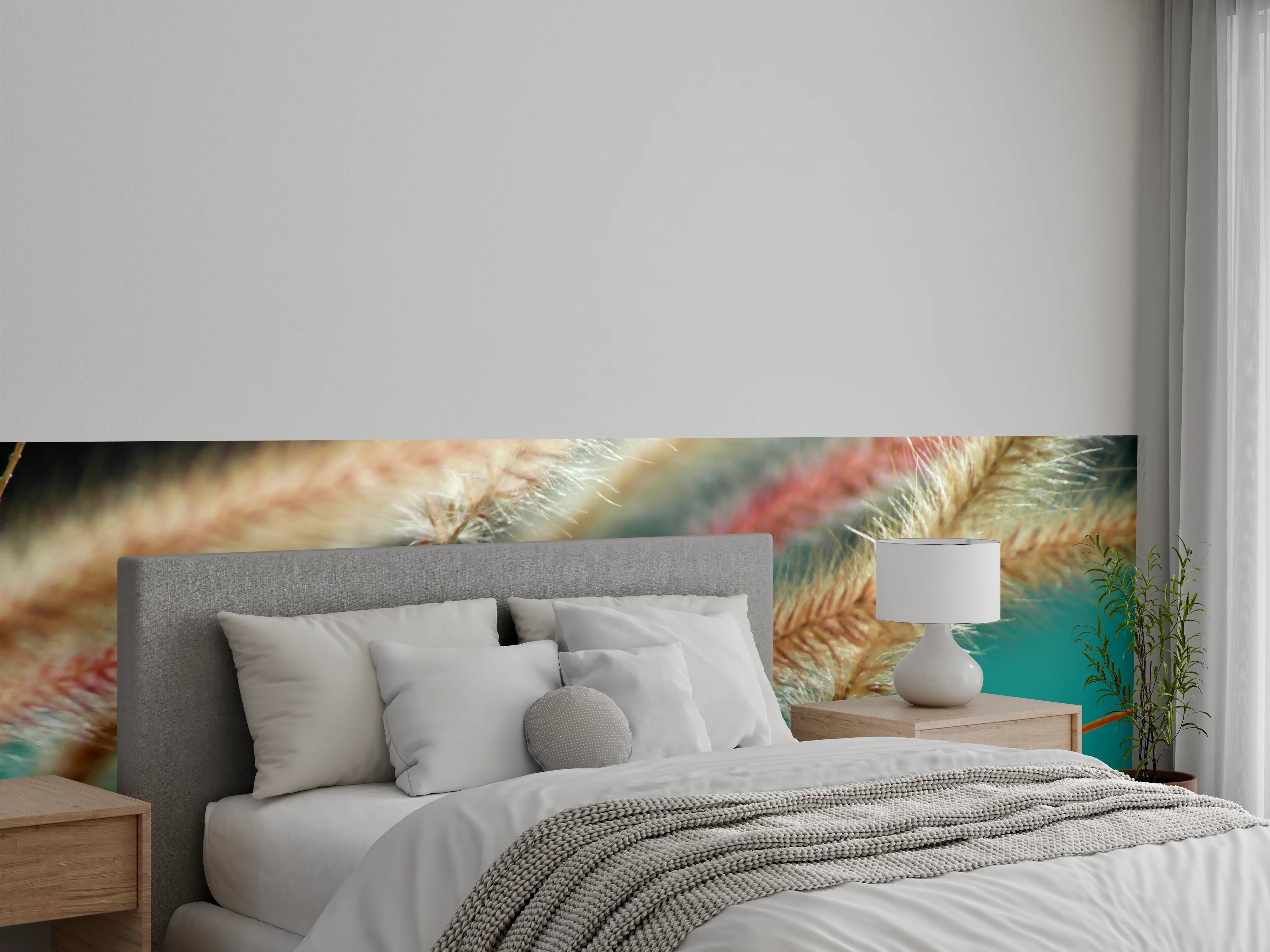 Wandverkleidung Schlafzimmer - Zarte Gräser vor türkisfarbenem Hintergrund