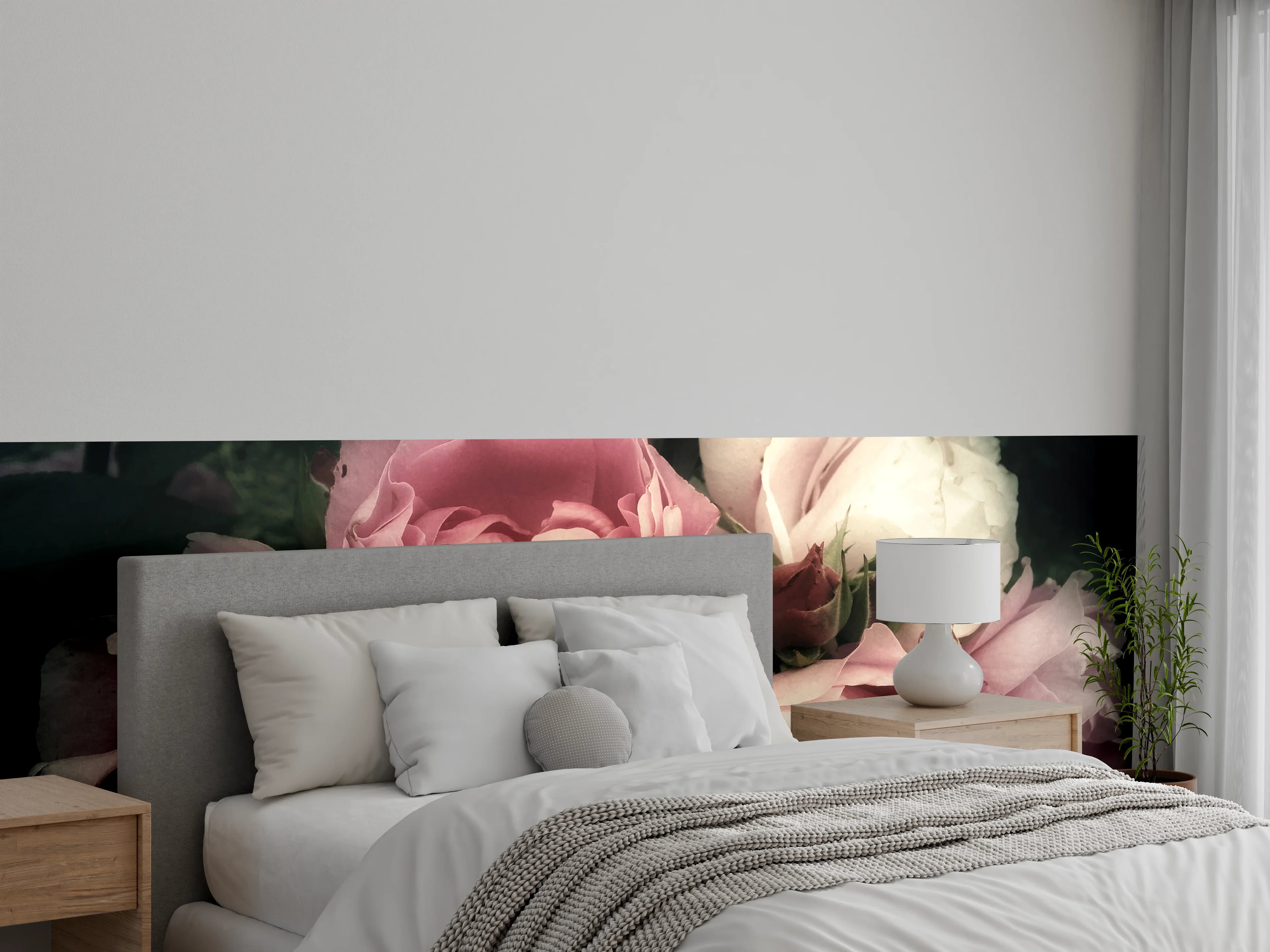 Wandverkleidung Schlafzimmer - Zarte Pfingstrosen in Rosa und Weiß