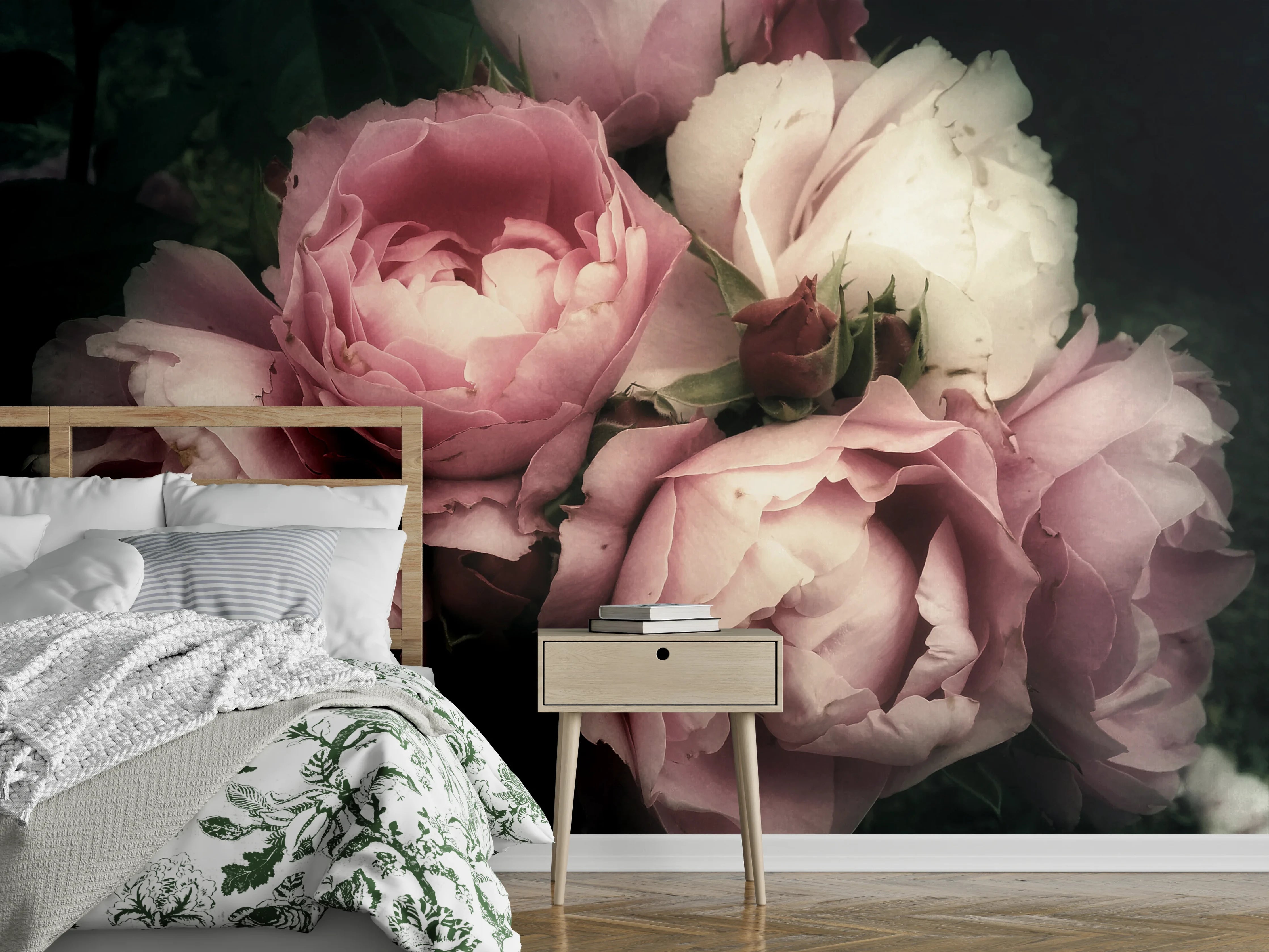 Wandverkleidung Schlafzimmer - Zarte Pfingstrosen in Rosa und Weiß