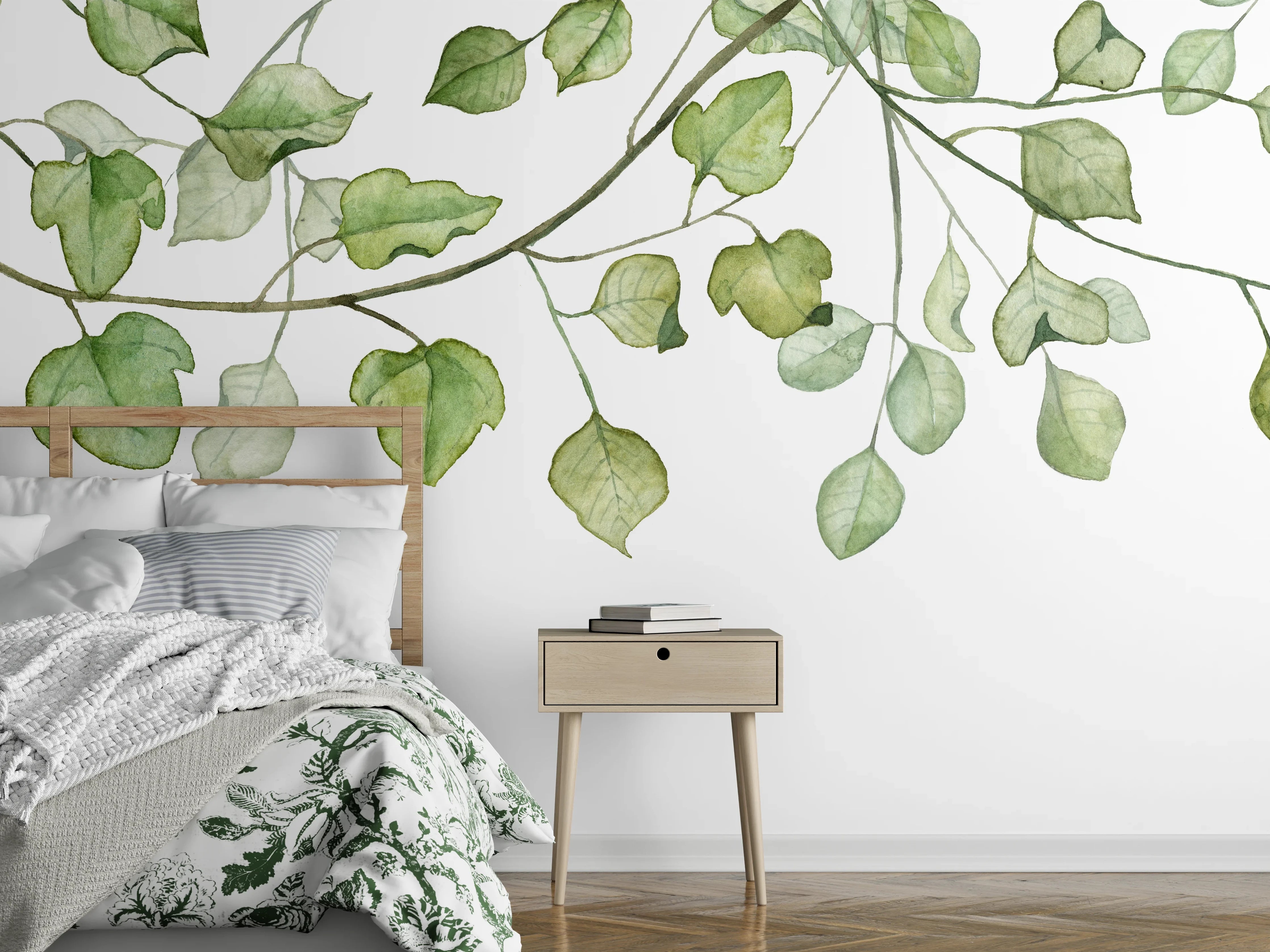 Wandverkleidung Schlafzimmer - Zarte grüne Blätter auf weißem Grund