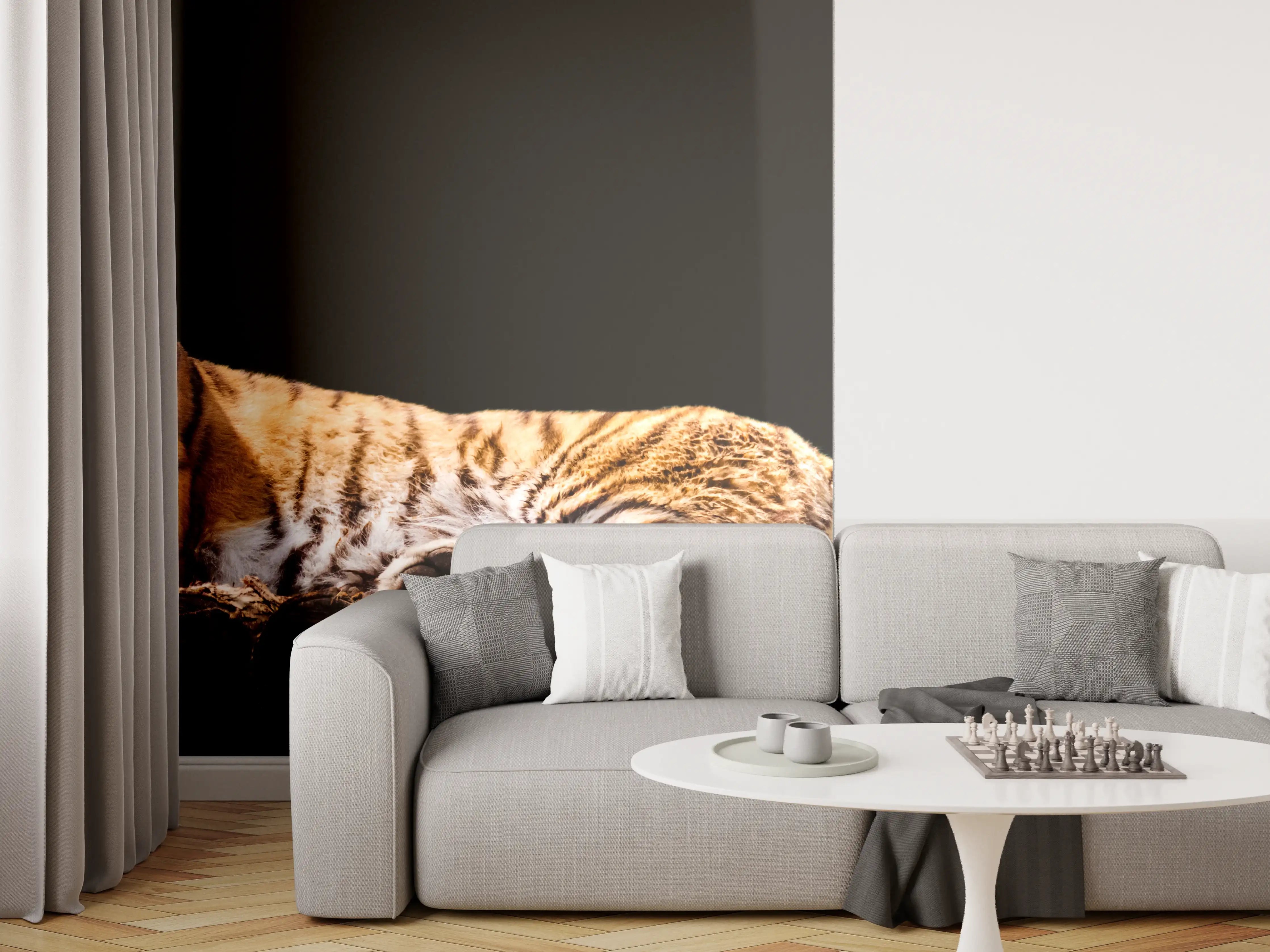 Wandverkleidung Wohnzimmer - Amurtiger liegend auf Holzdeck mit Schwarzem Hintergrund