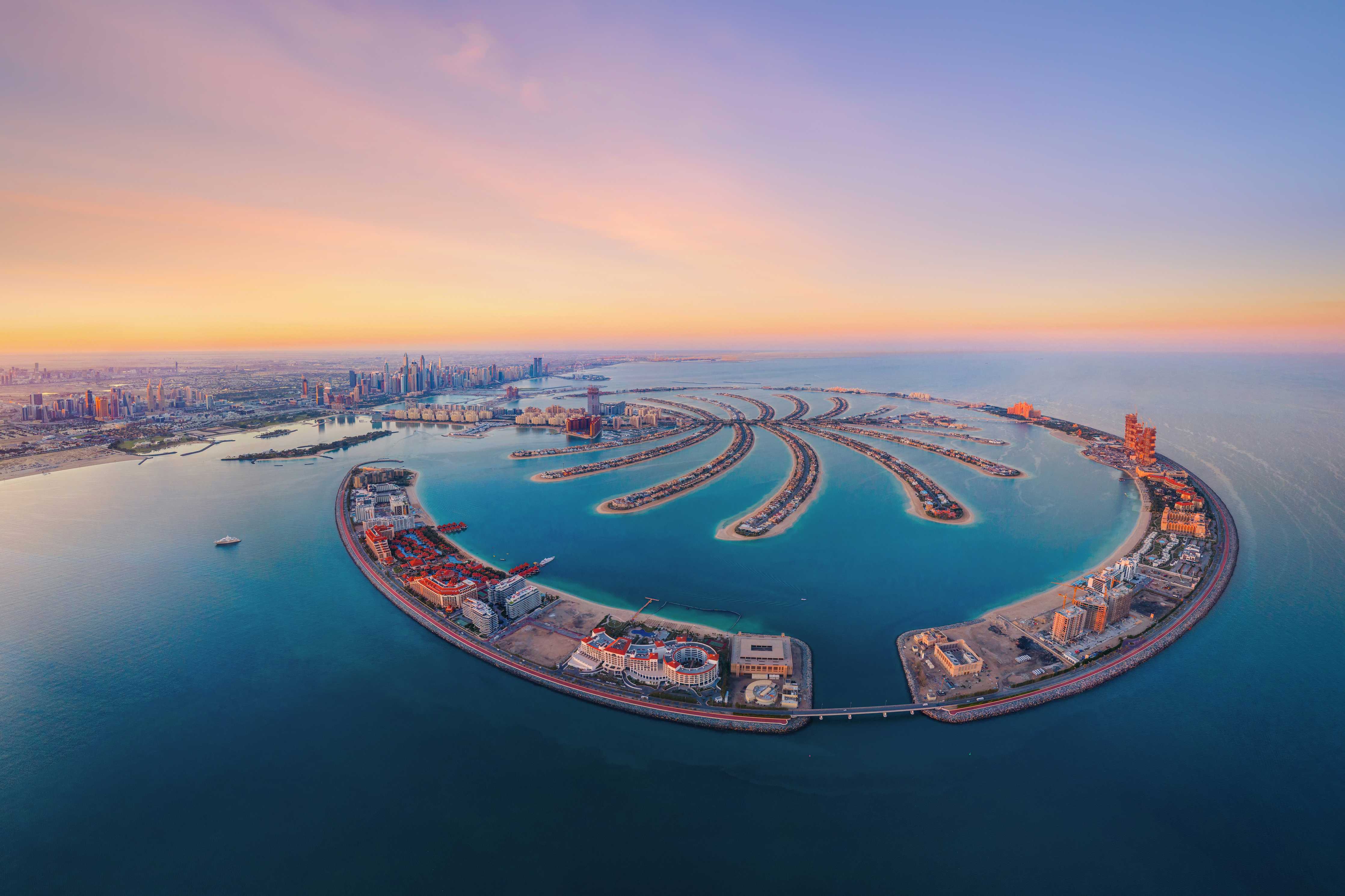 Wandverkleidung Wohnzimmer-Atemberaubender Blick auf Dubai Creek mit Palm Jumeirah