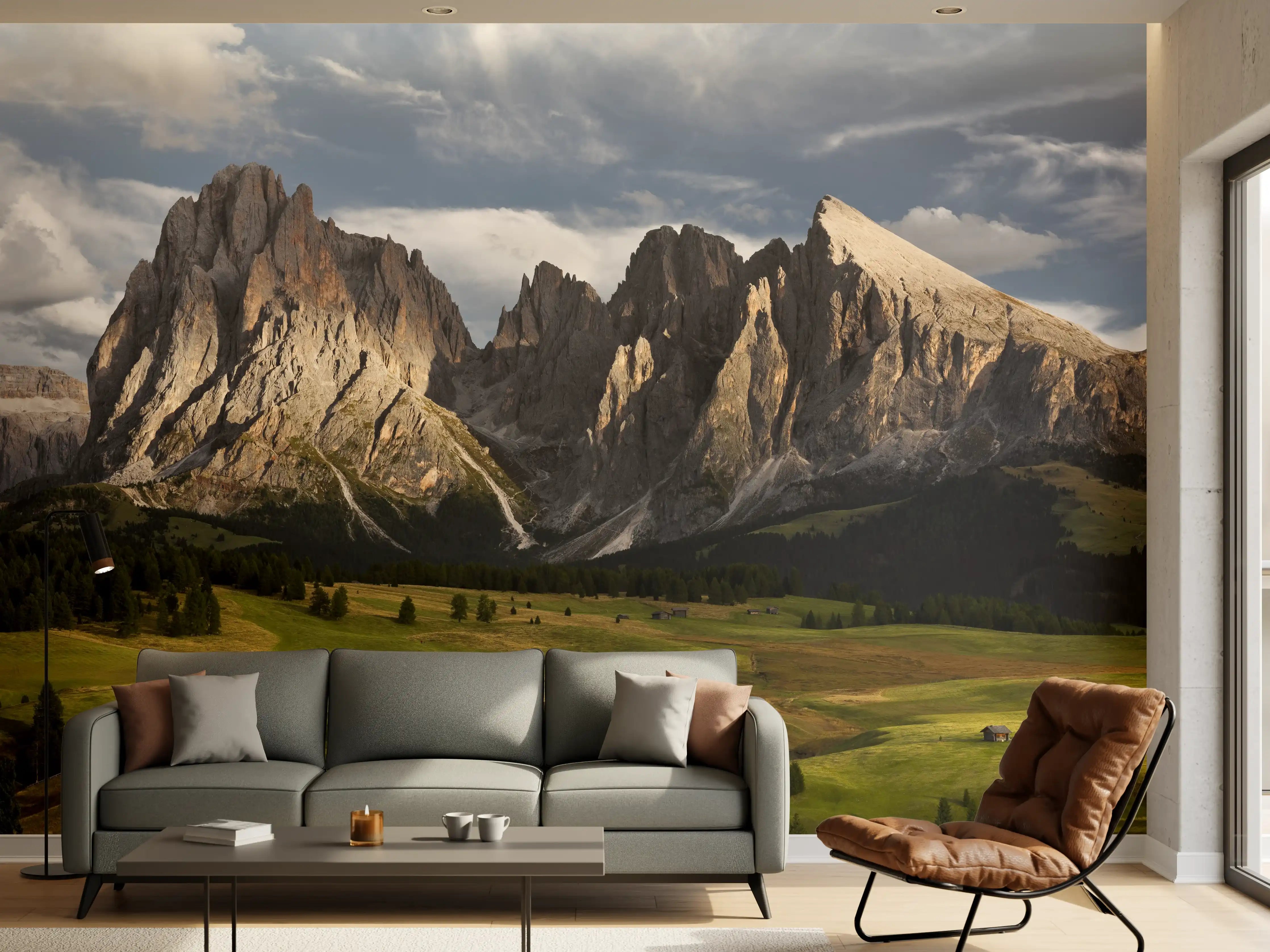 Wandverkleidung Wohnzimmer - Beeindruckende Berglandschaft im Sonnenlicht